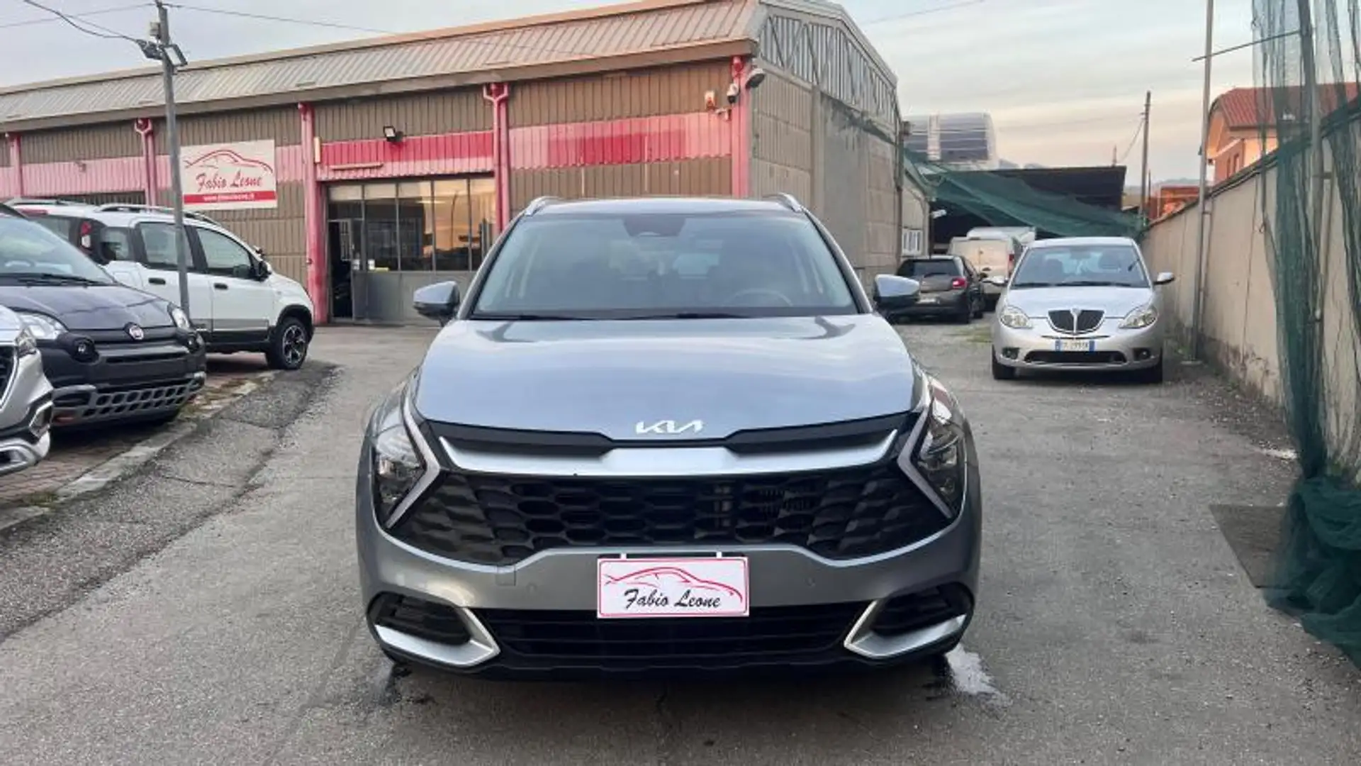 Kia Sportage 1.6 crdi mhev Style imt Gris - 2