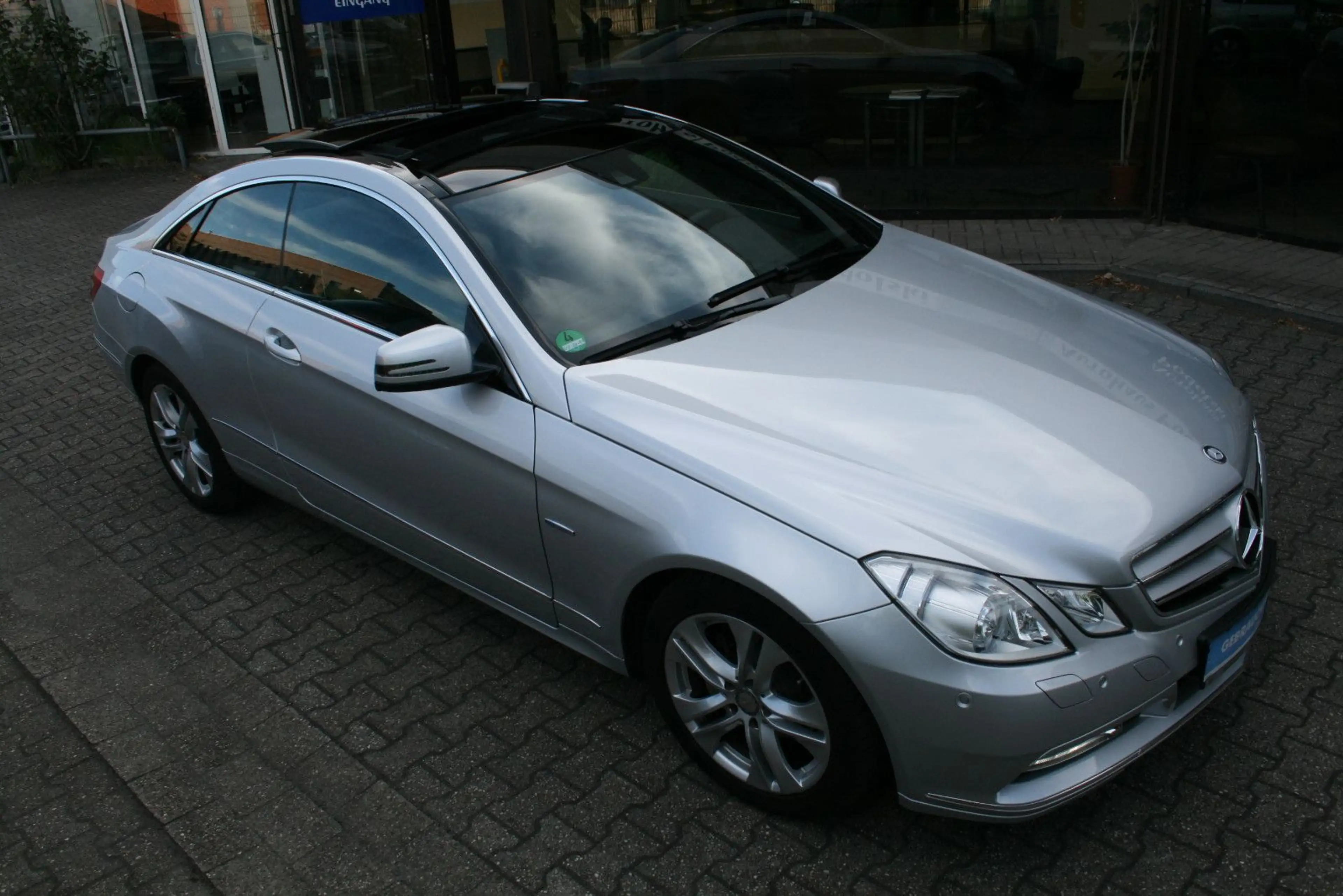 Mercedes-Benz E 250 E250 Autom BlueEfficiency Coupe | Pano|W/S Räder — photo 14