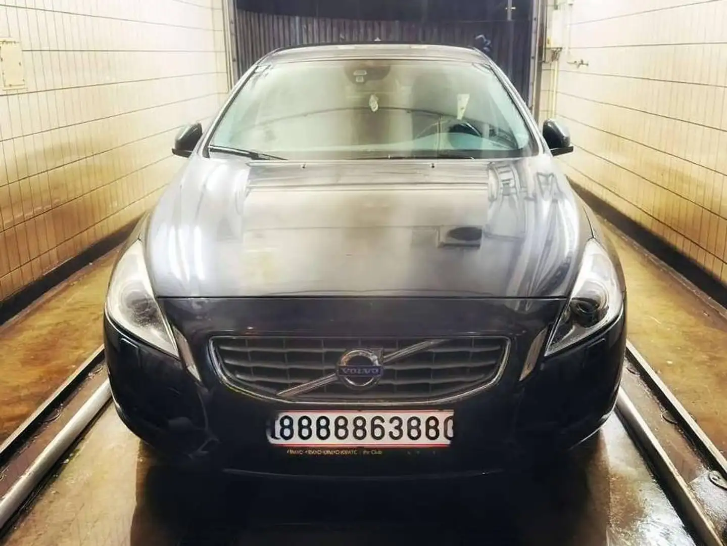 Volvo S60 Grau - 1
