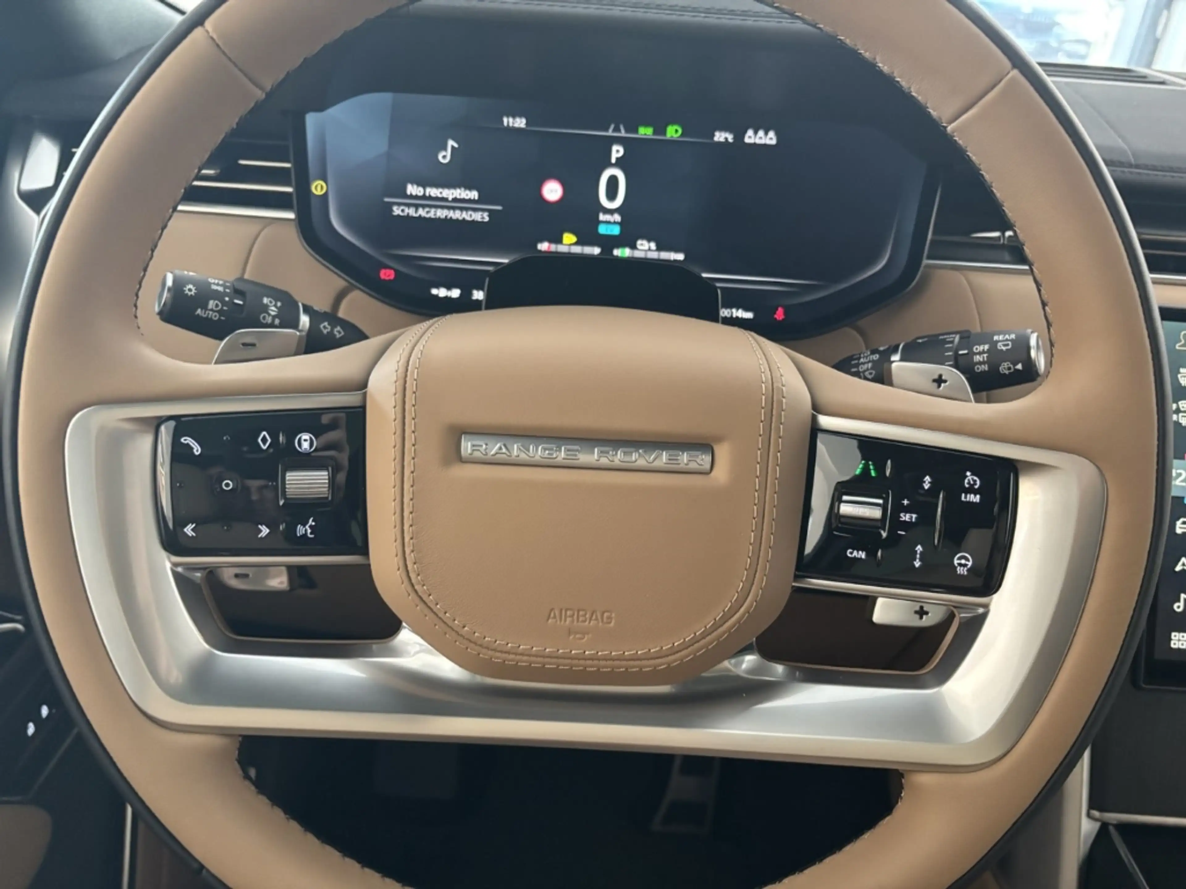 Land Rover Range Rover P460e HSE SHADOW-PACK AHK 22''LM SD — photo 14