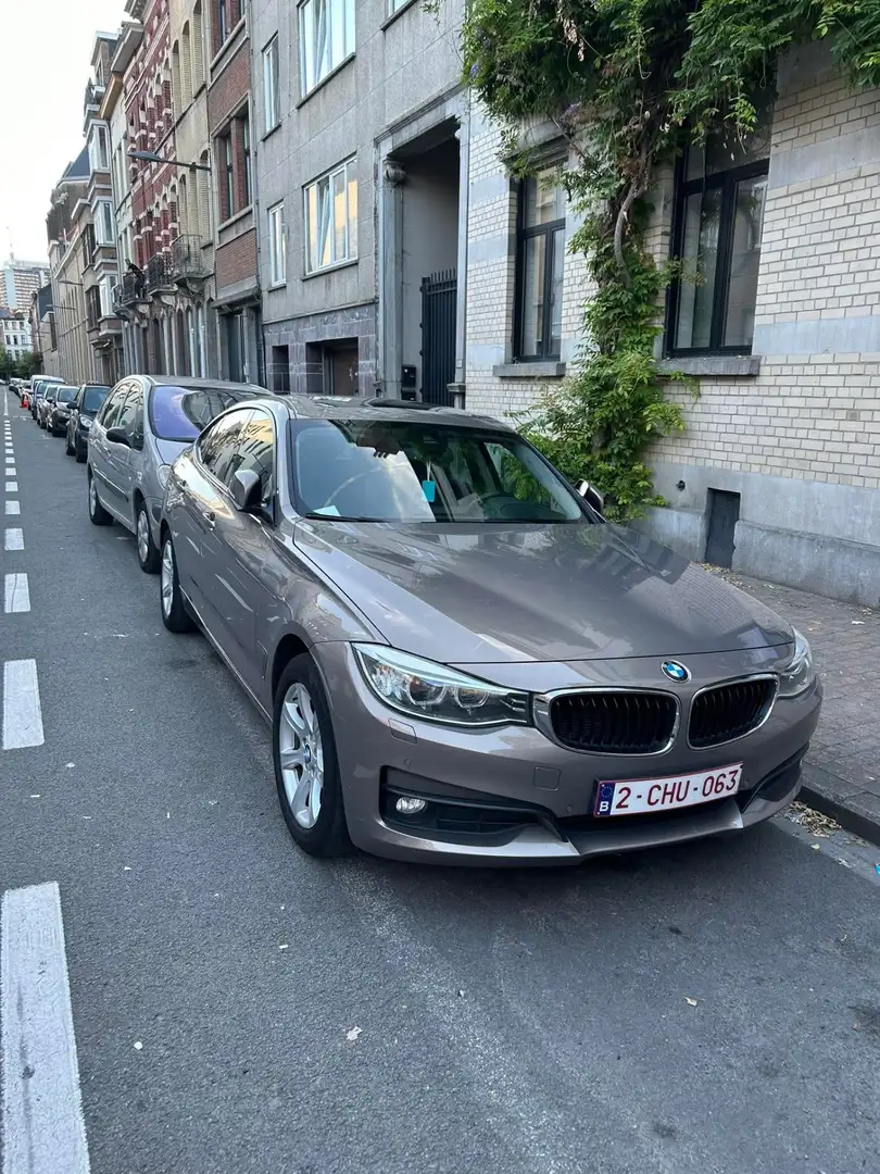 BMW 320 Xdrive Gris - 1