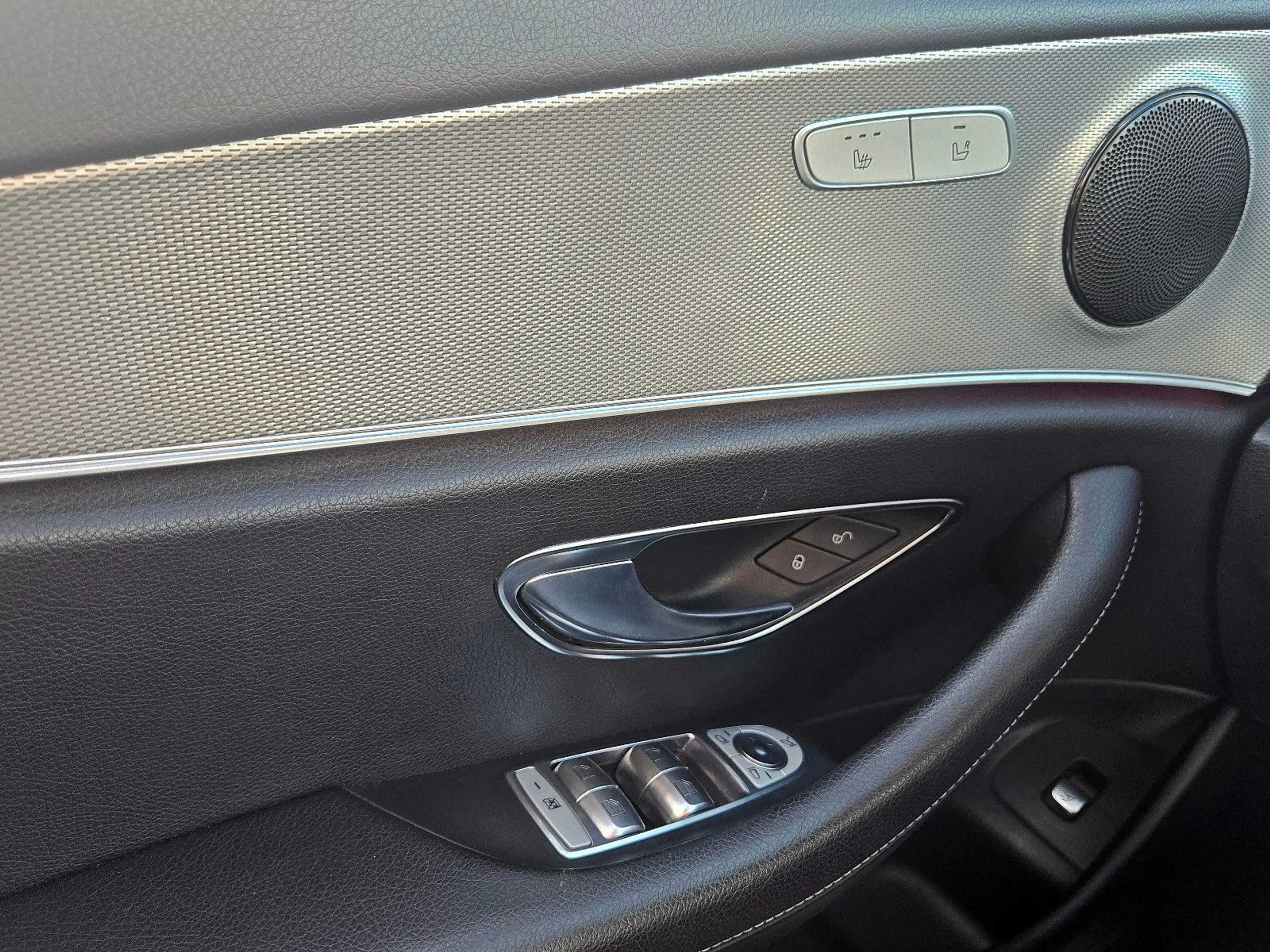 Mercedes-Benz E 200 Aut, GARANTIE, LED, Teilleder, PDC+RFK,S.H — photo 12
