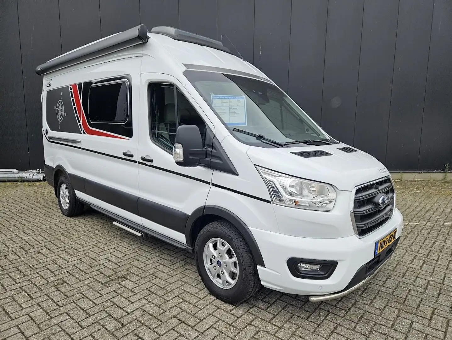 Bürstner Lineo C 590 AUTOMAAT Nu met nieuwe zwarte lui Weiß - 1
