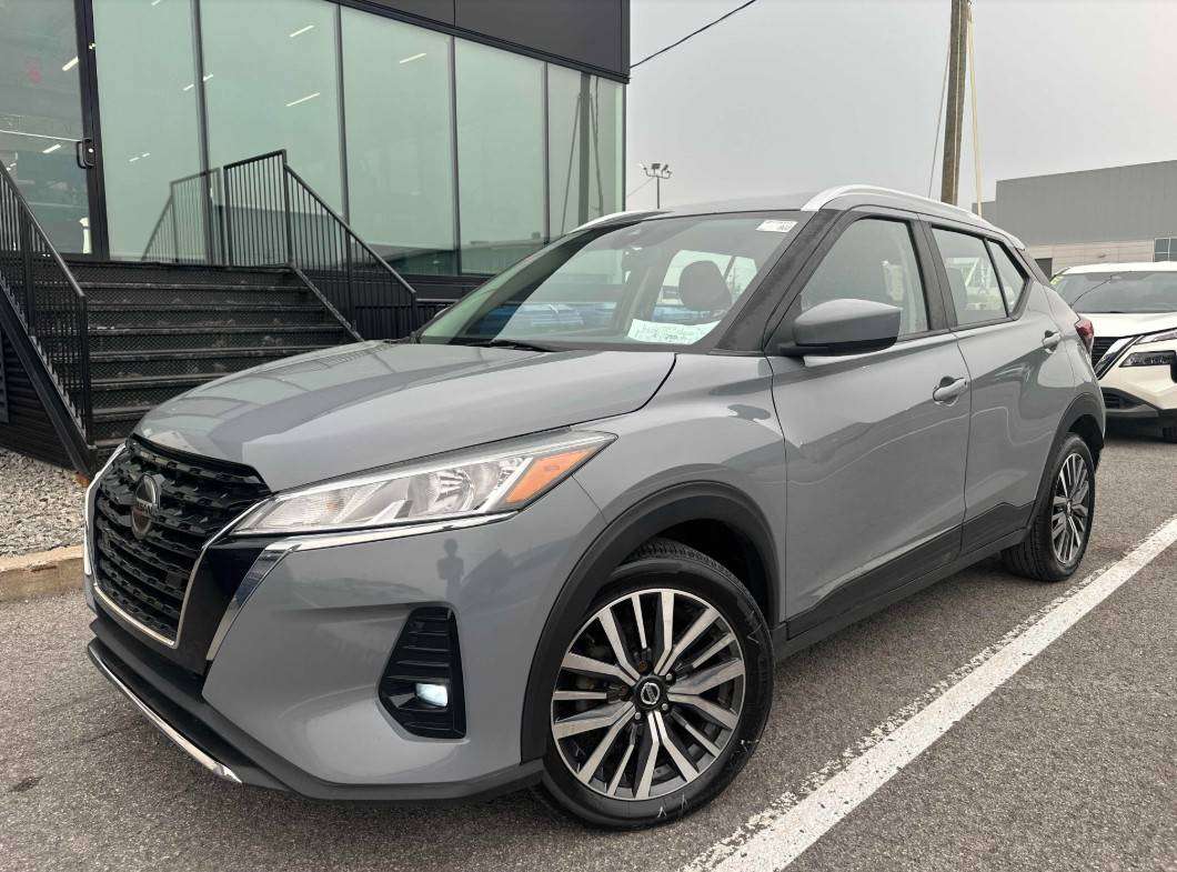 Gray 2021 Nissan Kicks SUV / Crossover Front-Wheel Drive Continuously Variable Transmission