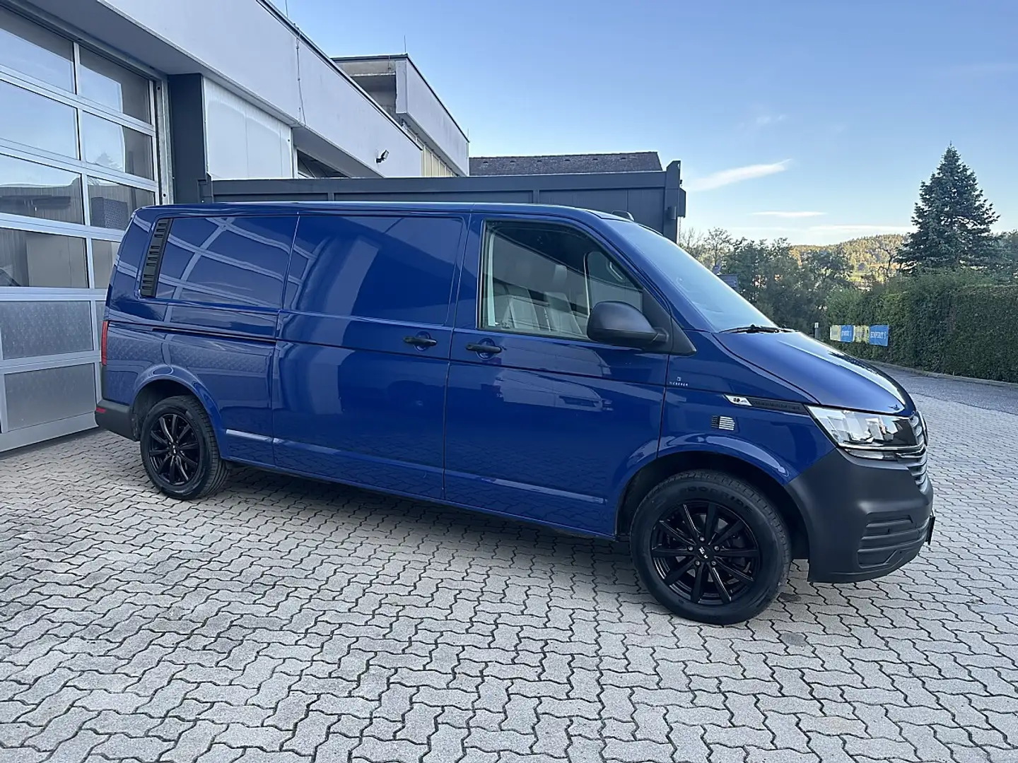 Volkswagen T6.1 2.0 TDI Kasten lang L2H1 (EURO 6d) / Netto... Blau - 2