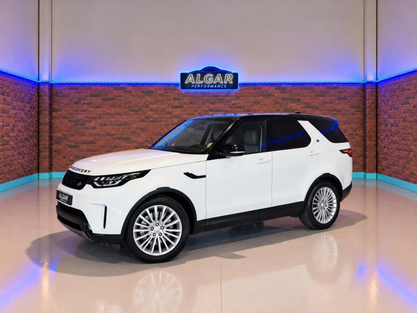 Land Rover Discovery 3.0TD6 First Edition Aut. Blanco - 1