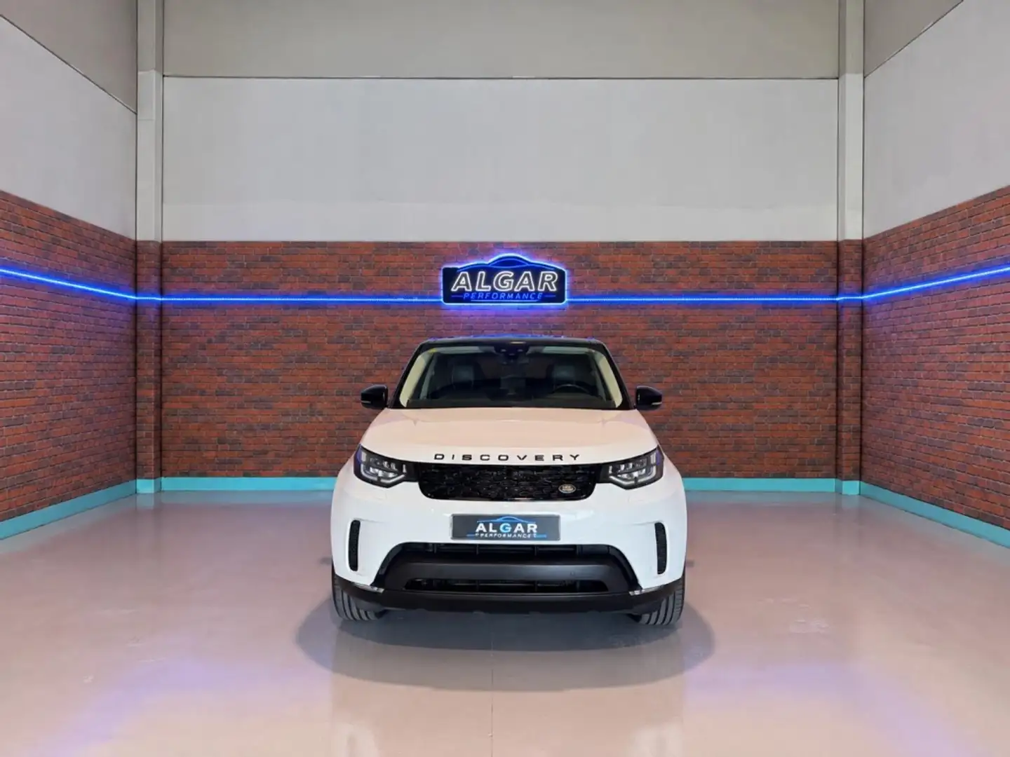 Land Rover Discovery 3.0TD6 First Edition Aut. Blanco - 2