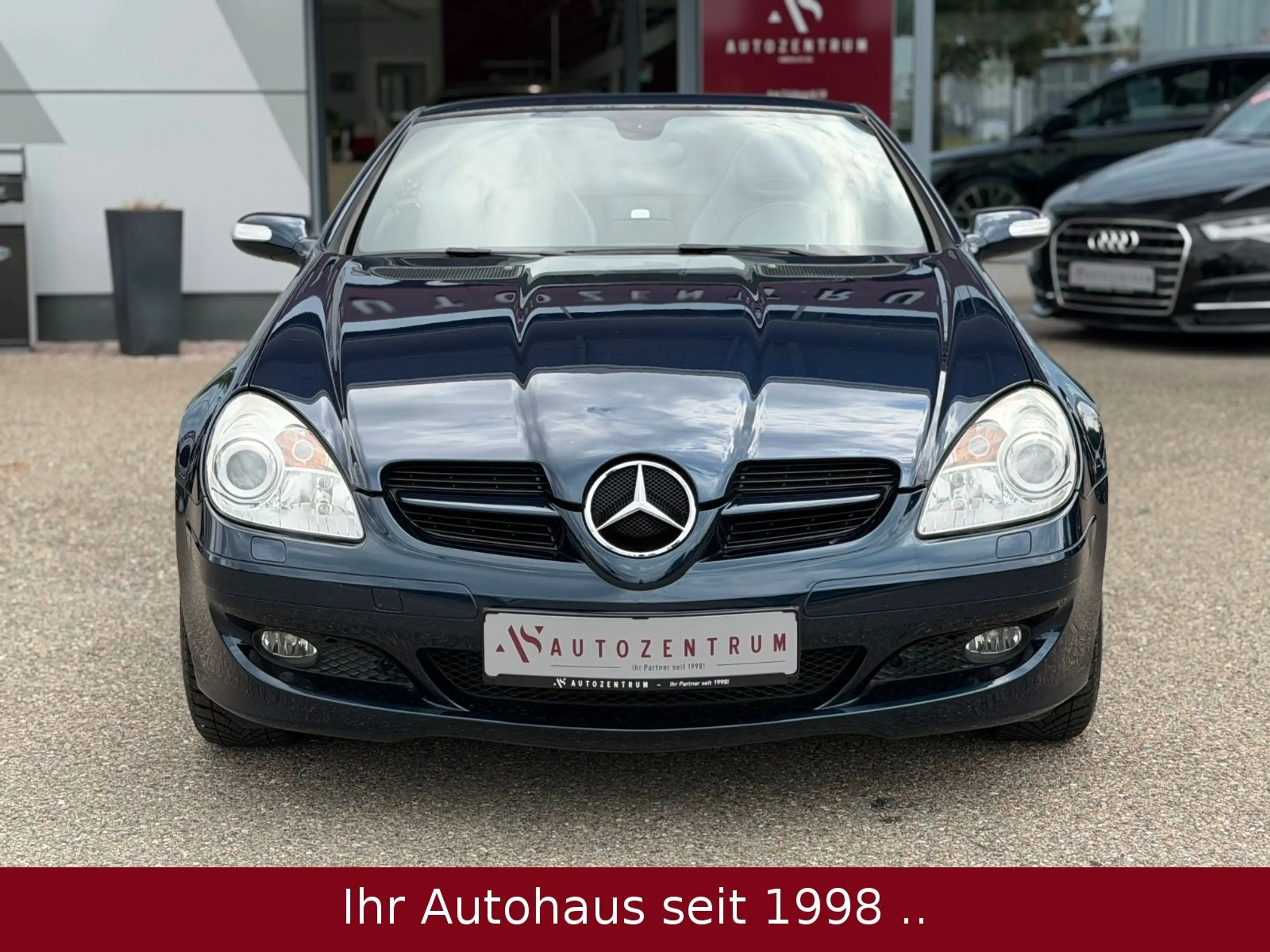 Mercedes-Benz SLK 200 Kompressor *AIRSCARF/SHZ/NAVI/TEMPOMAT* — photo 4