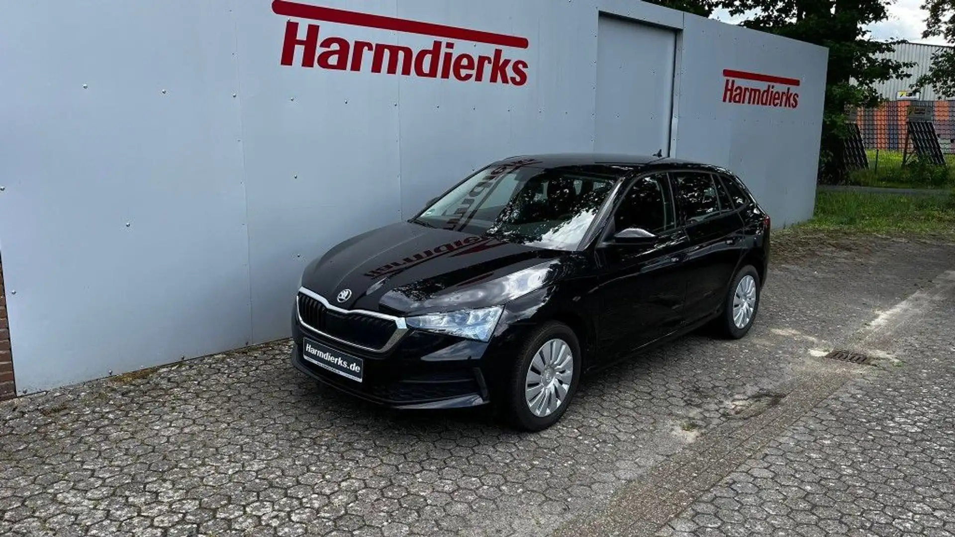 Skoda Scala 1.0 TSI Active Nero - 1