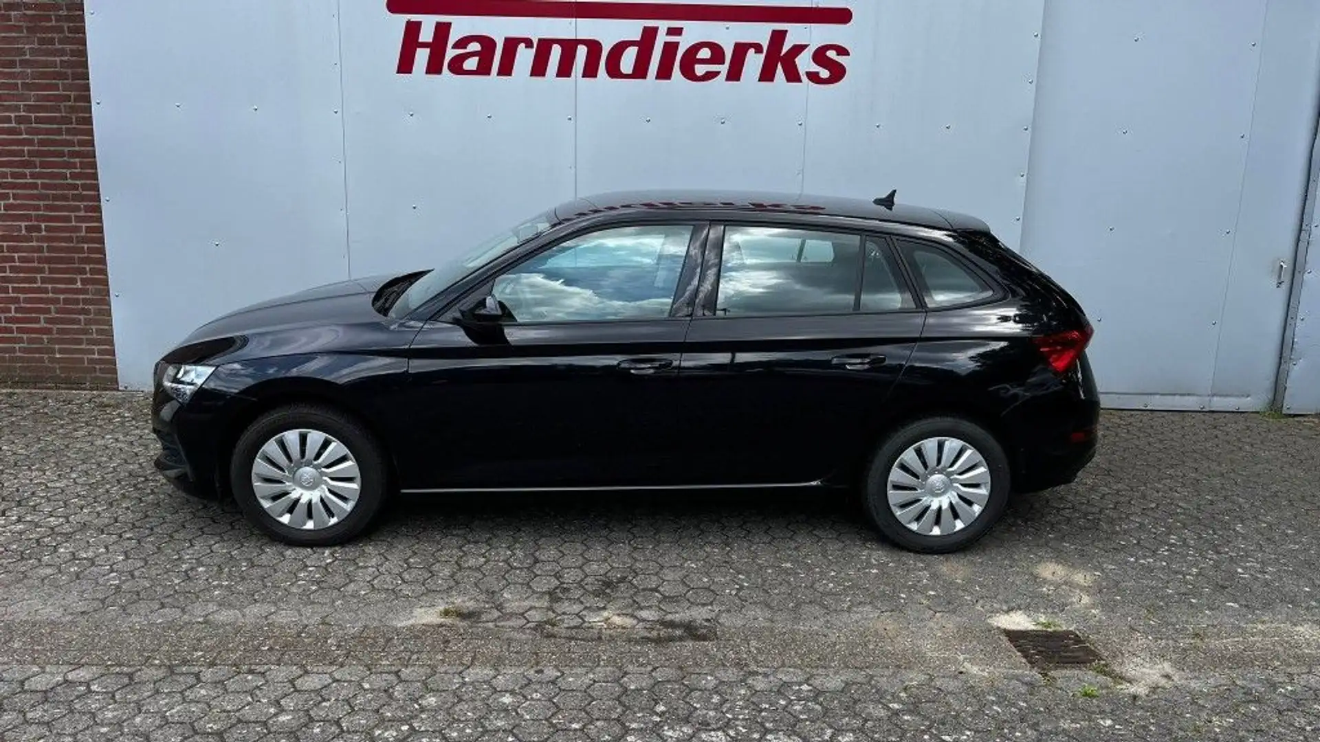 Skoda Scala 1.0 TSI Active Nero - 2