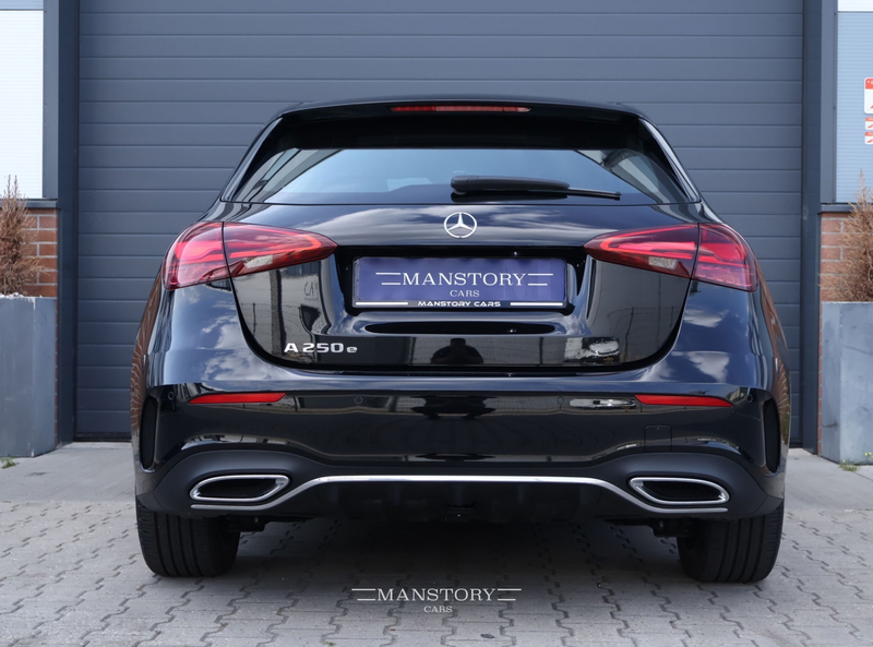 Mercedes-Benz A 250 e AMG Line — photo 14