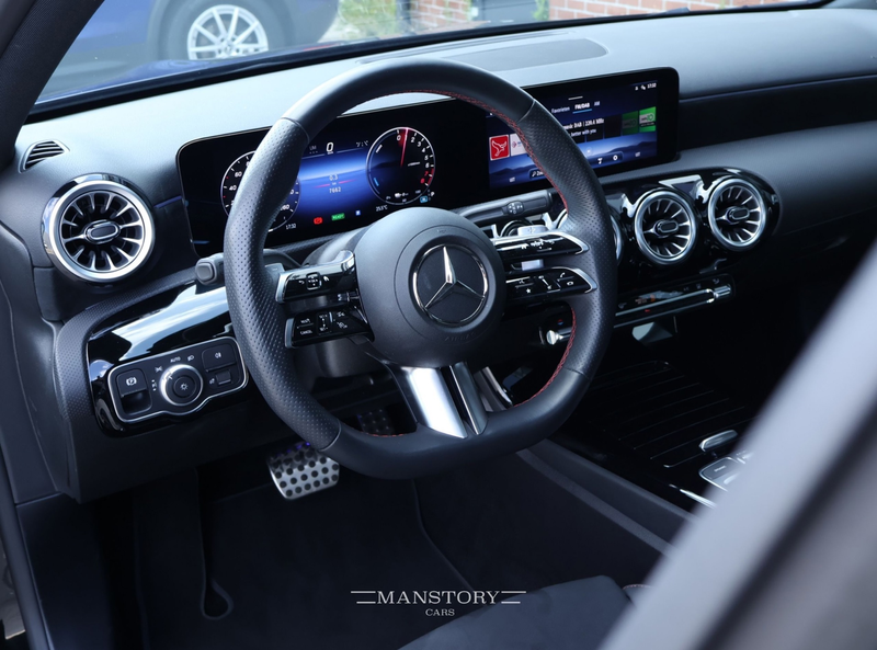 Mercedes-Benz A 250 e AMG Line — photo 2