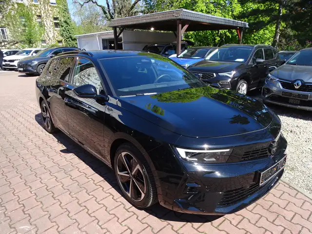 Opel Astra view 6