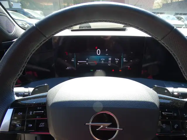 Opel Astra view 10