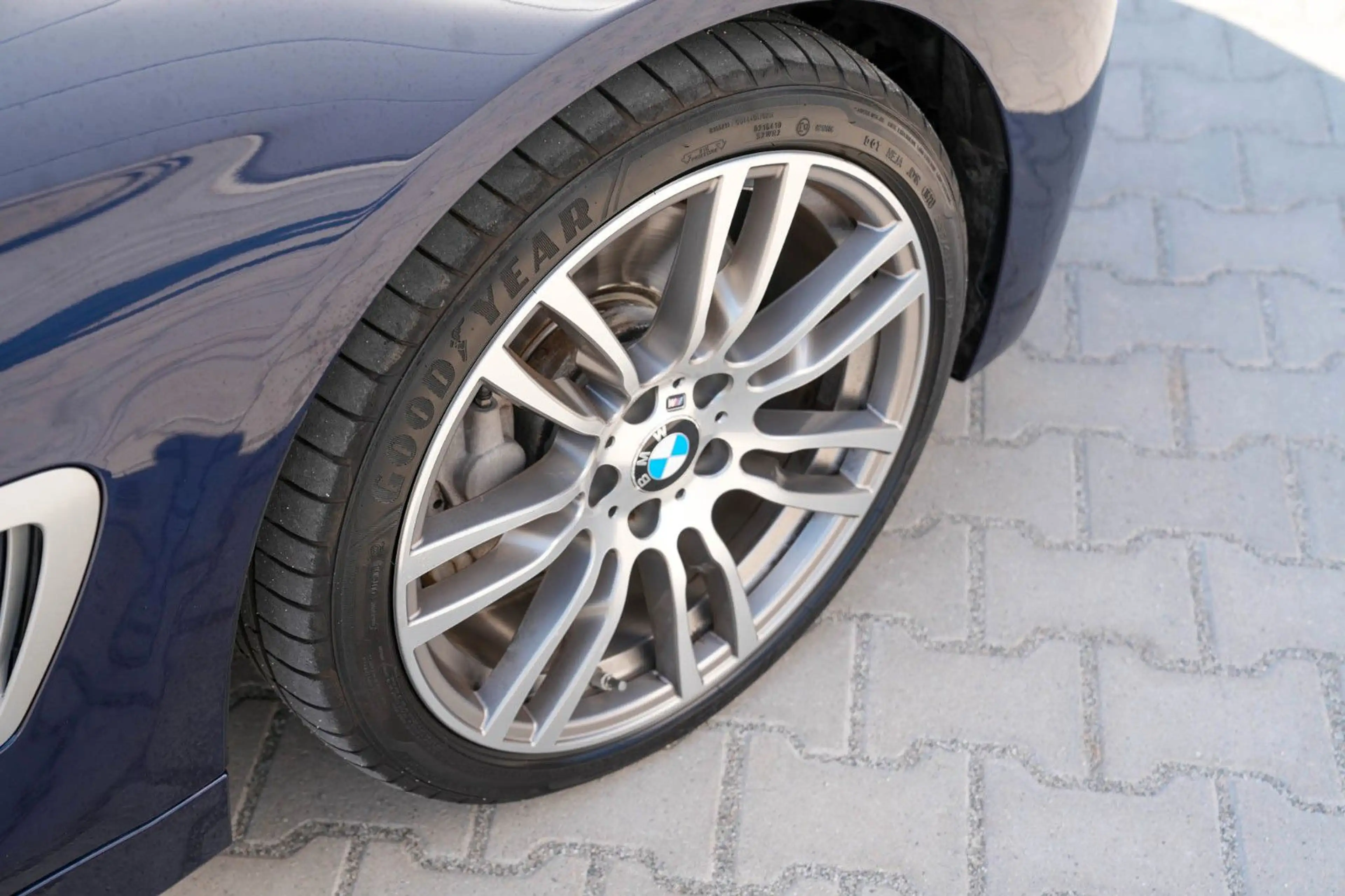 BMW 435 d*XDRIVE*INDIVIDUAL*H&K*M-PAKET*TRAUMFAHRZEUG — photo 7