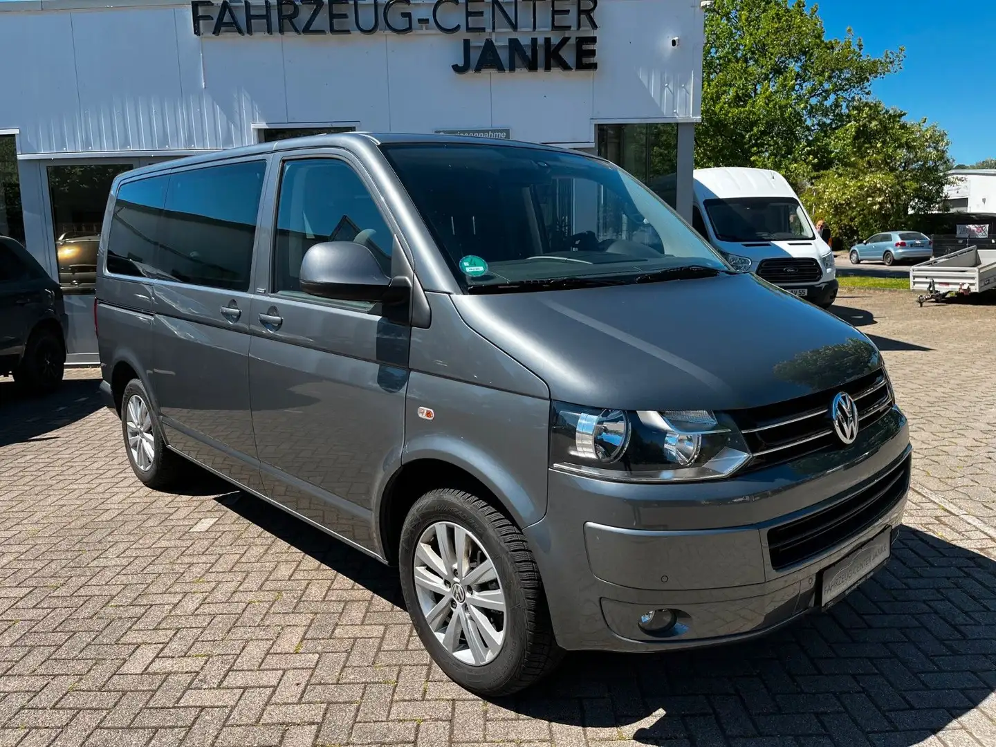 Volkswagen T5 Multivan Match +Standheiz/Sitzheiz/AHK+ Gris - 2