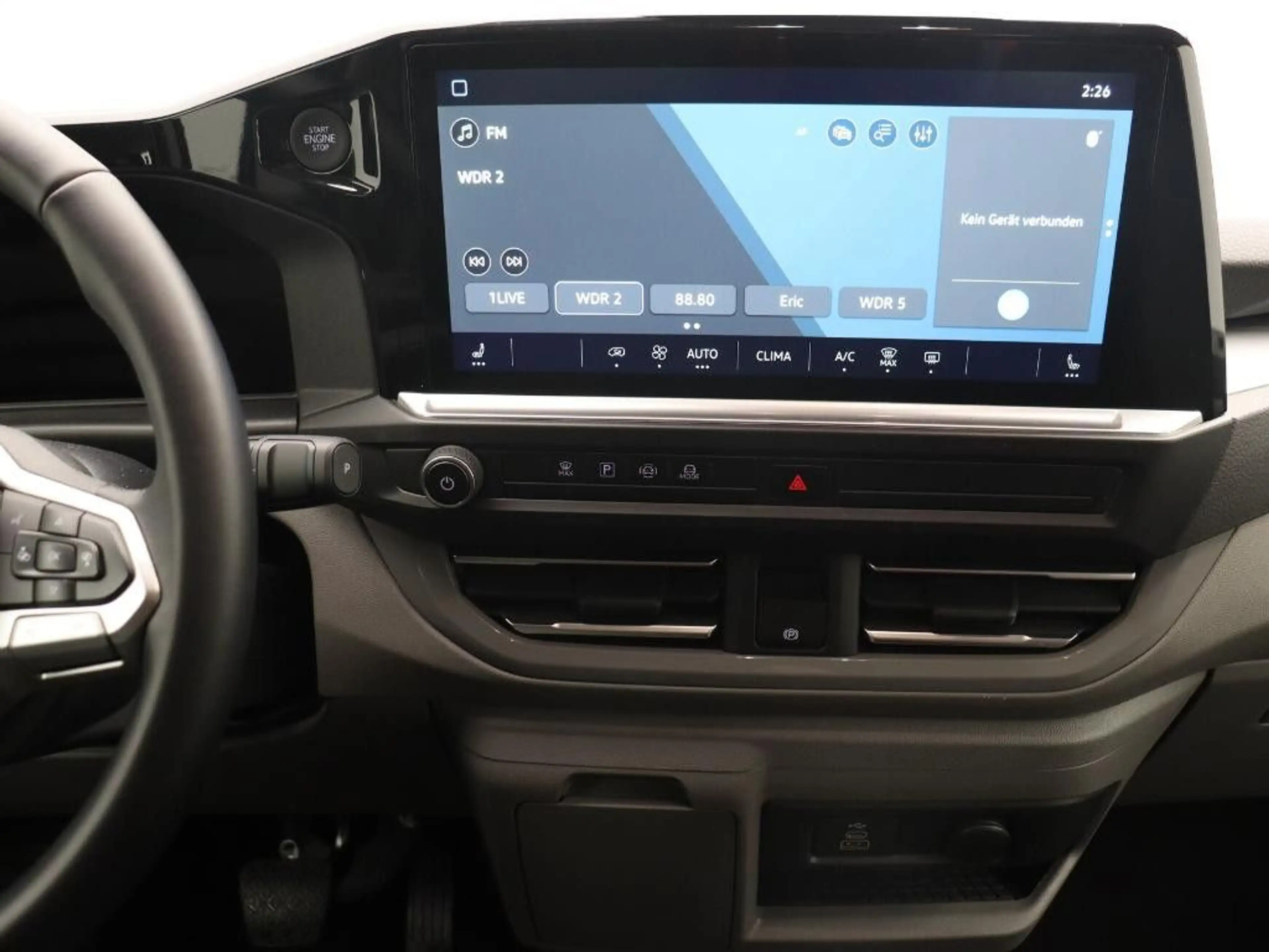 Volkswagen T7 Caravelle 2.0 TDI 110 kW Life KR — photo 6