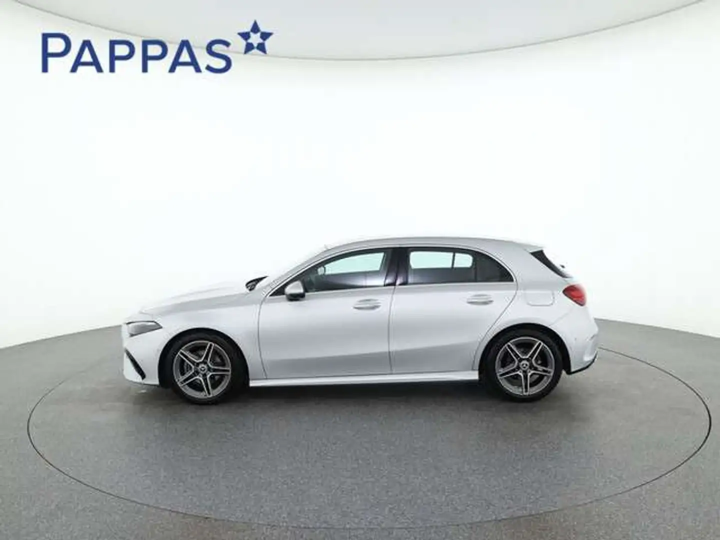 Mercedes-Benz A 200 d Kompaktlimousine AMG Line Wide LED Cam Argento - 2