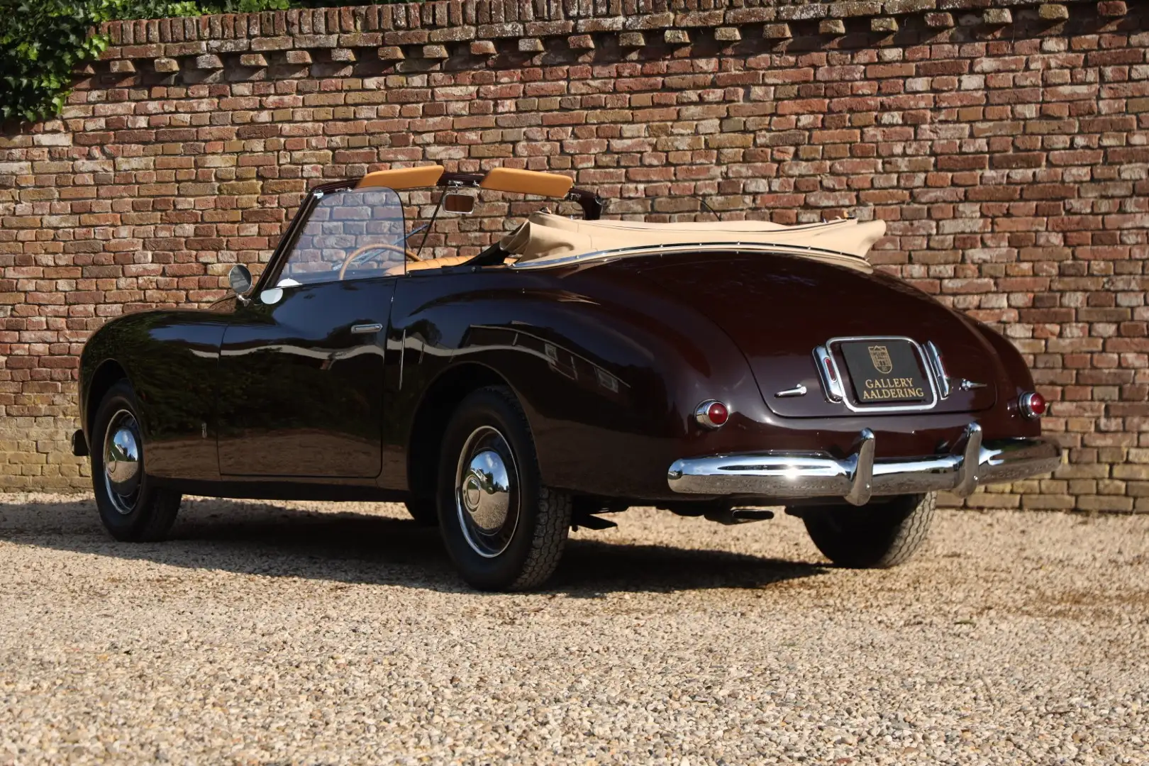 Fiat 1500 1500D Convertible "Stabilimenti Farina" Unique des Rot - 2