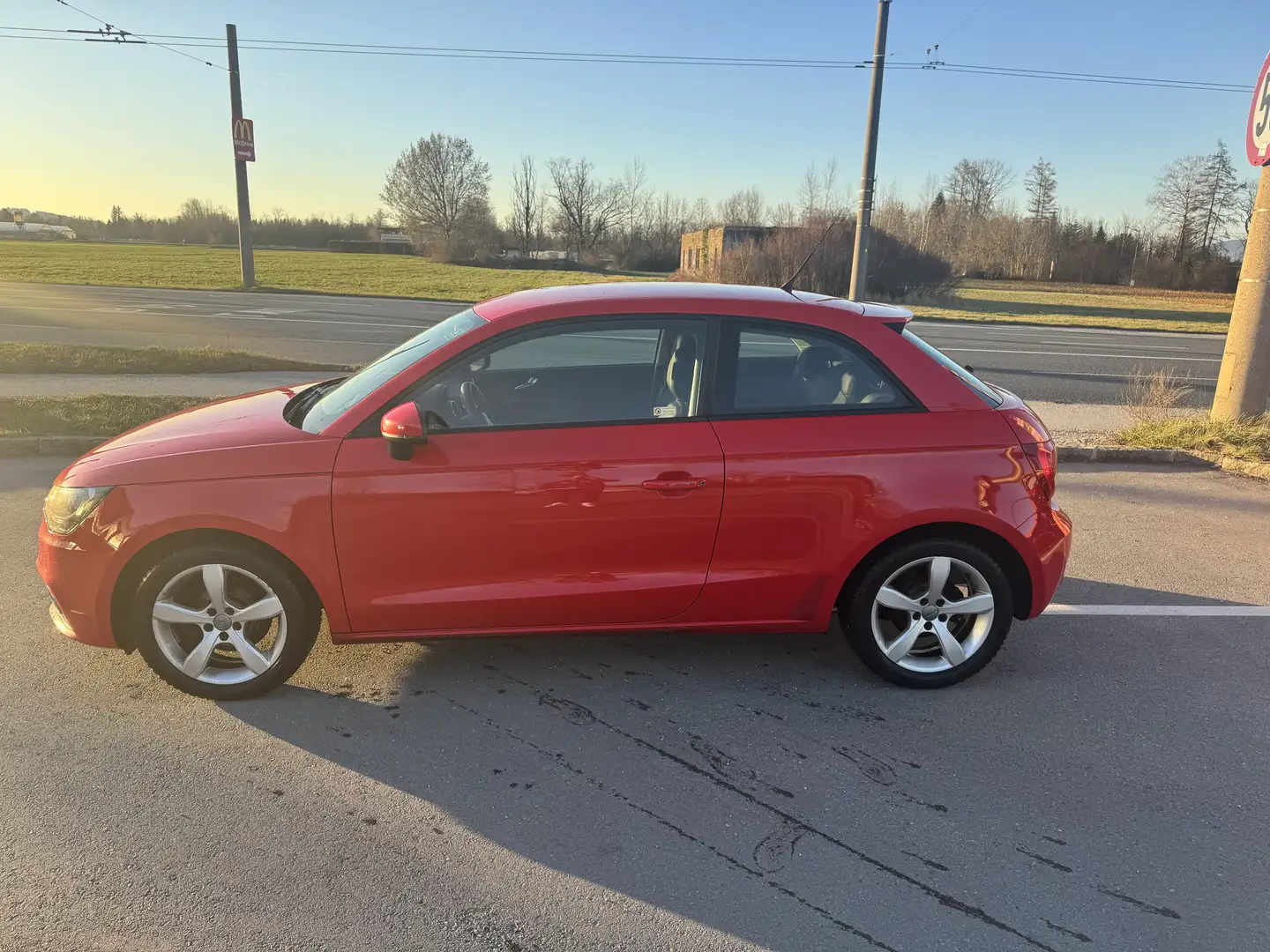 Audi A1 1.2 TFSI Attraction - 2