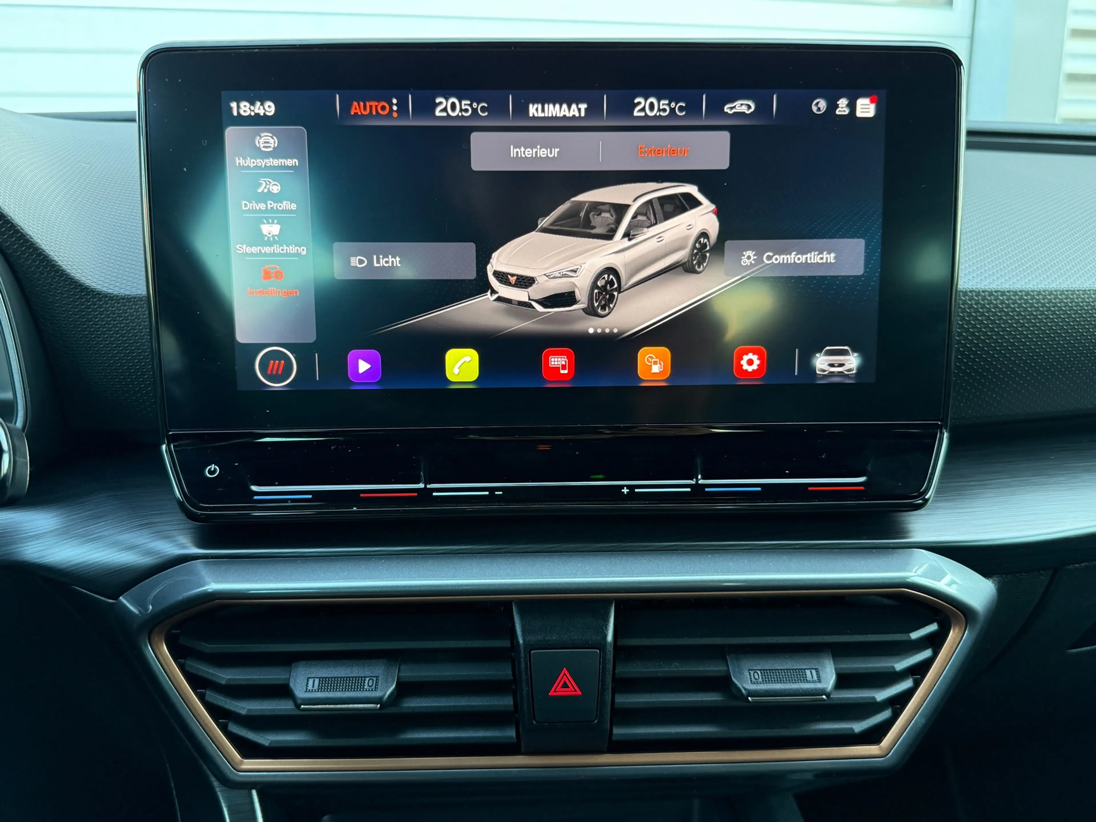 CUPRA Leon Sportstourer 1.5 eTSI! Incl. Btw! Carplay! Sfeer.! — photo 13