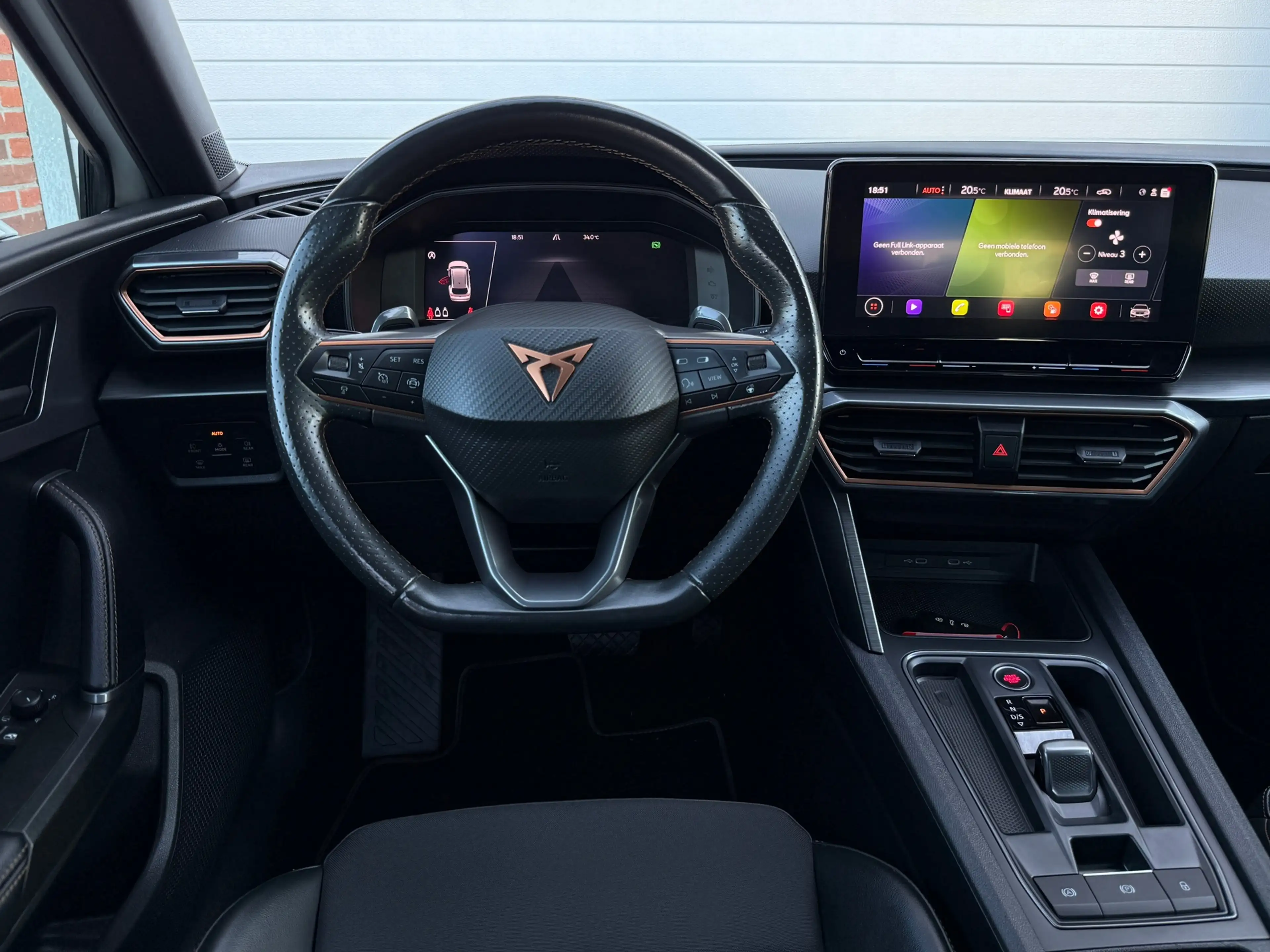 CUPRA Leon Sportstourer 1.5 eTSI! Incl. Btw! Carplay! Sfeer.! — photo 10