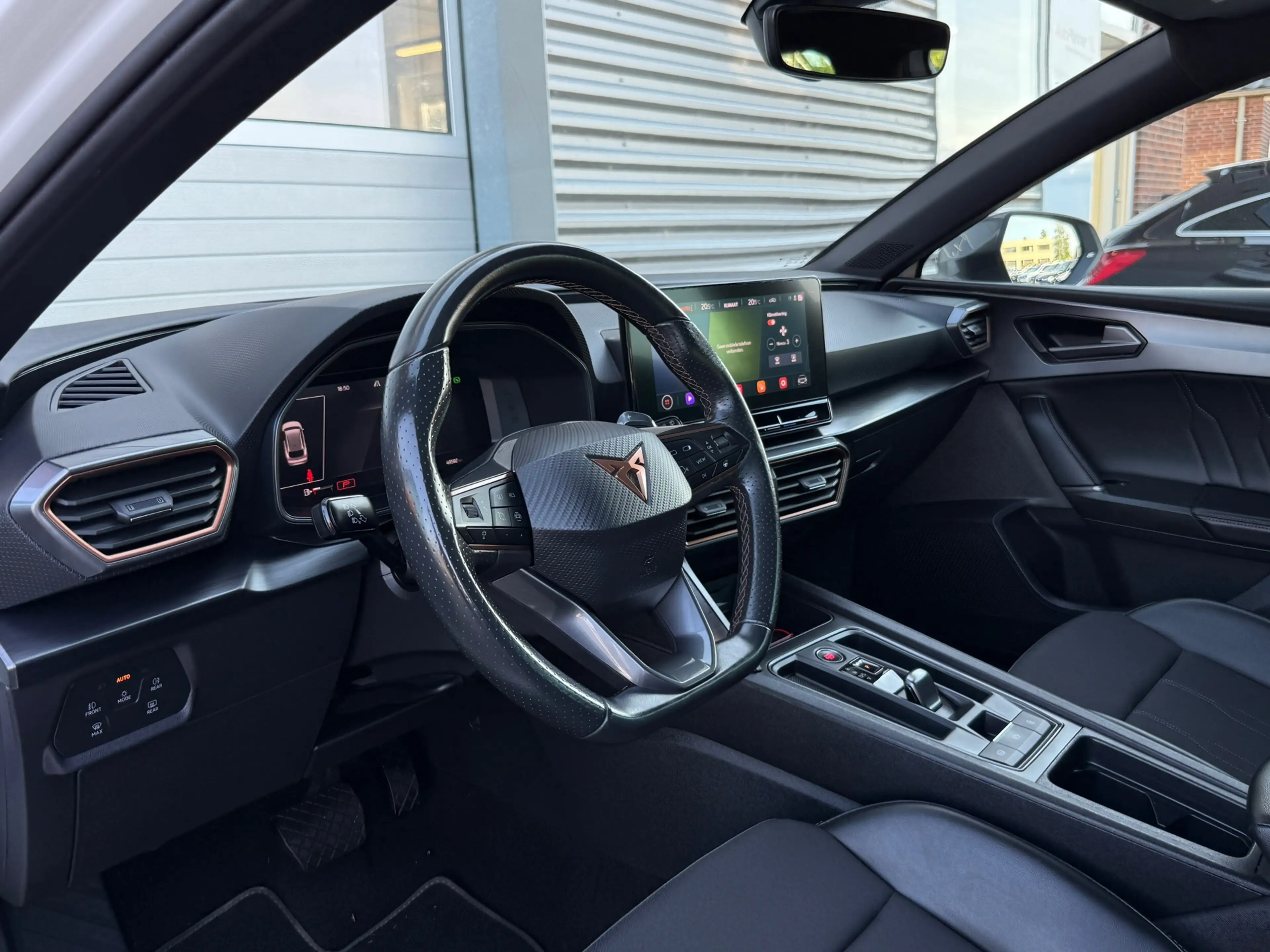 CUPRA Leon Sportstourer 1.5 eTSI! Incl. Btw! Carplay! Sfeer.! — photo 8