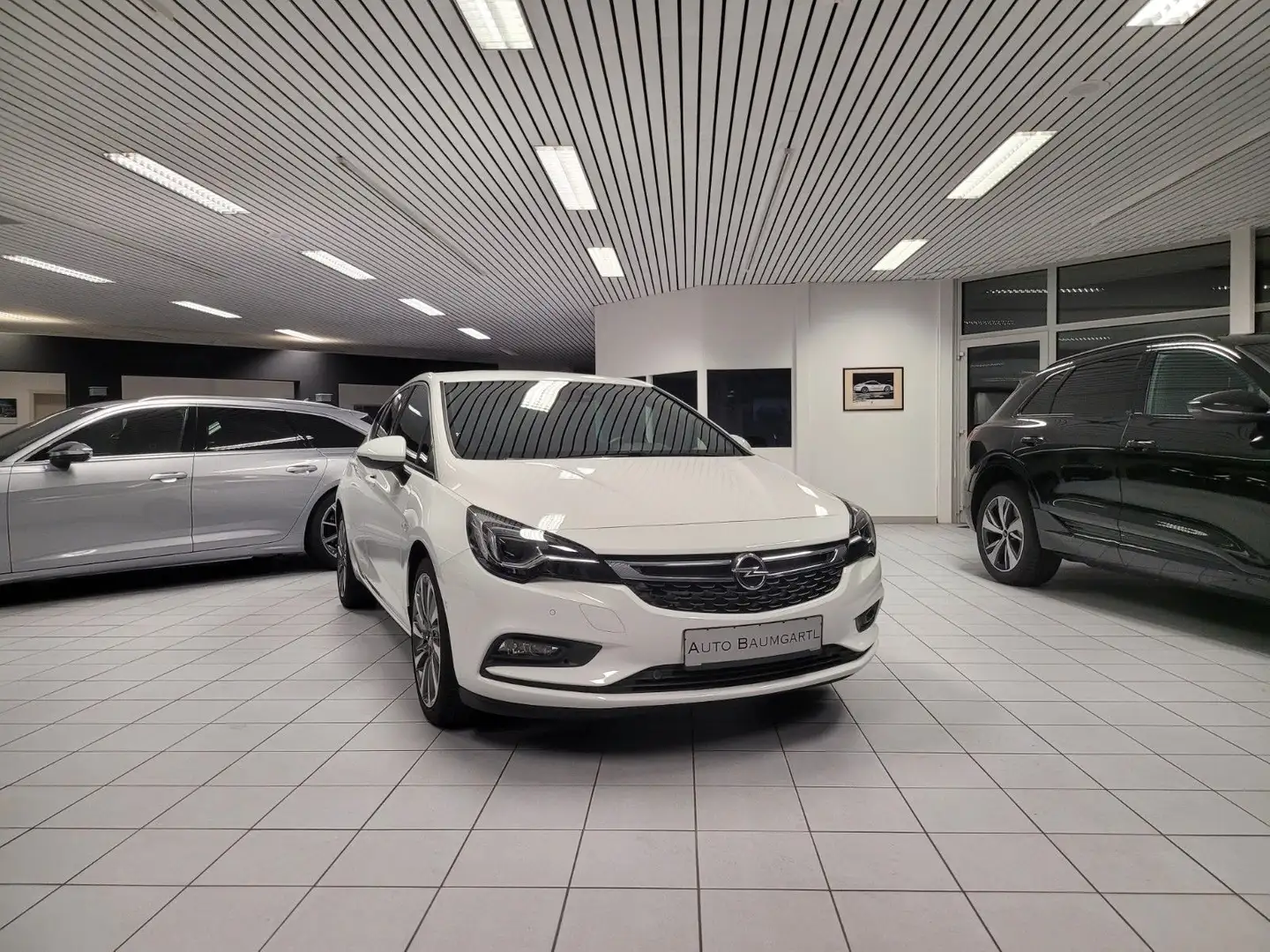 Opel Astra K Lim.1.4 Turbo Navi/LED/SHZ/Kamera/Leder Weiß - 1