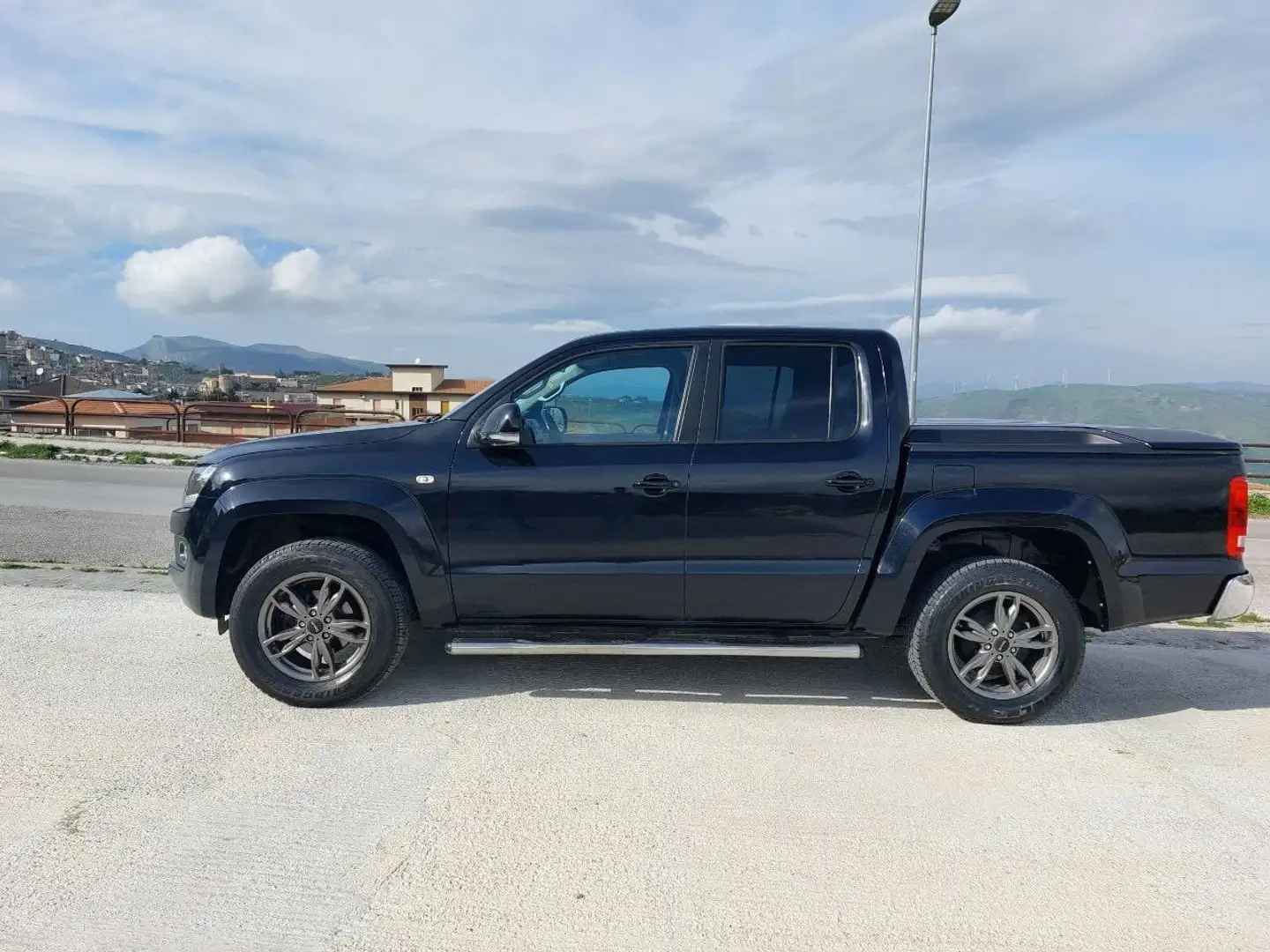 Volkswagen Amarok 2.0 BiTdi Nero - 1