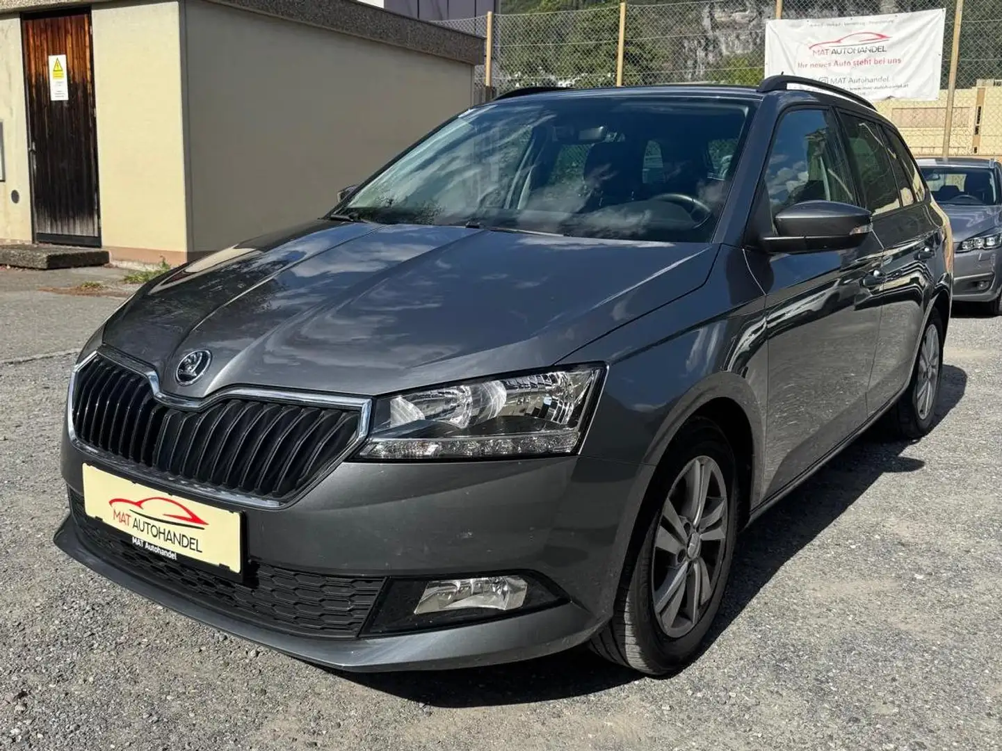 Skoda Fabia Ambition Grau - 1