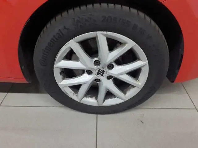 Seat Leon view 13