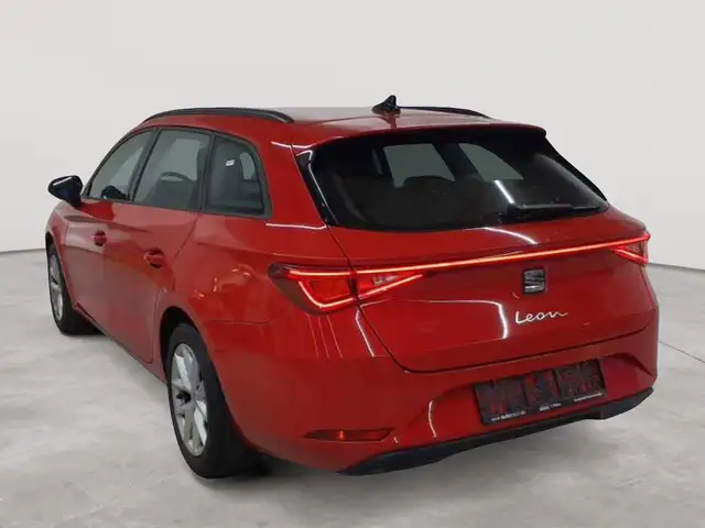 Seat Leon view 2