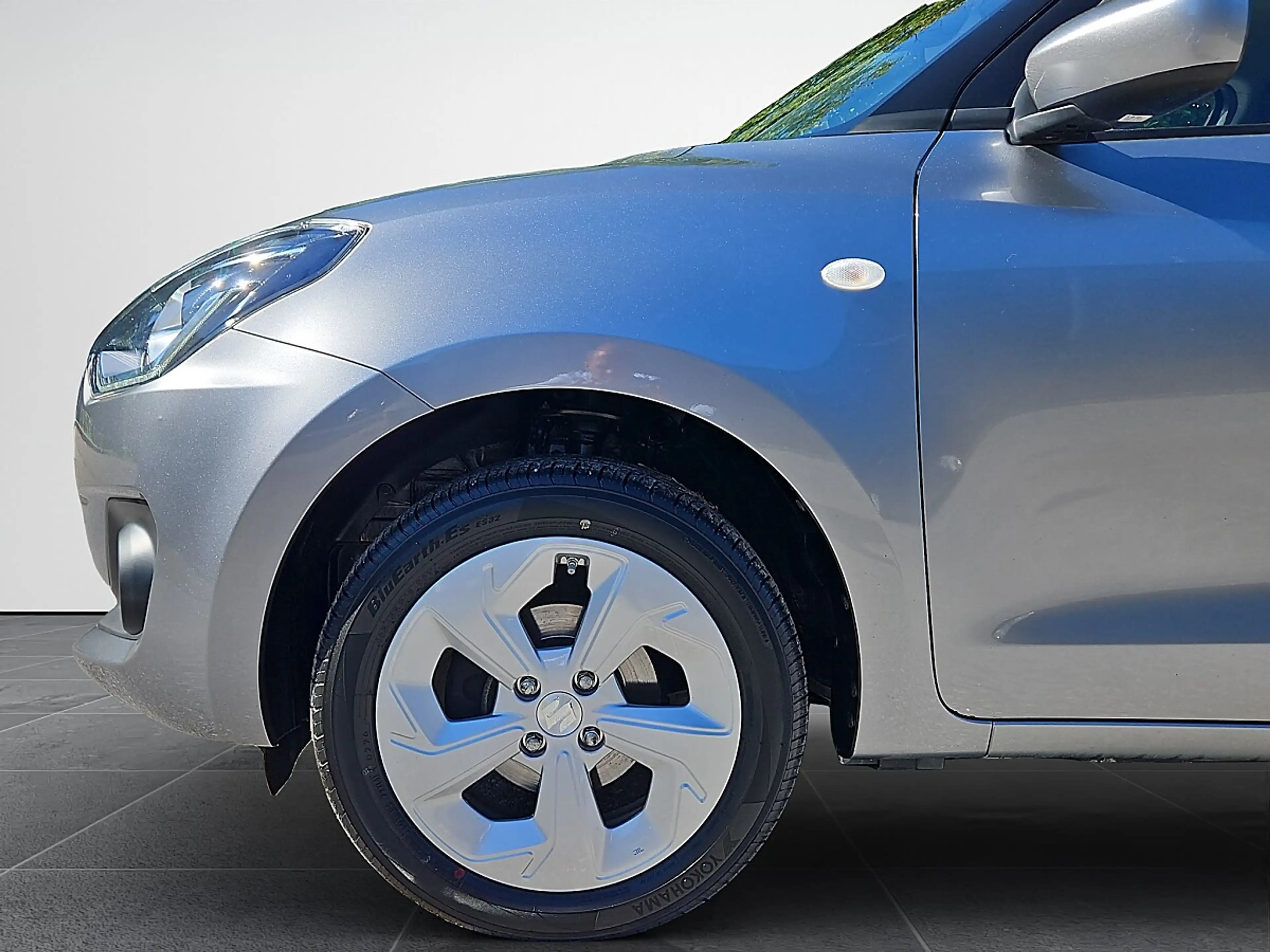 Suzuki Swift 1,2 Hybrid DualJet Allgrip Shine — photo 14