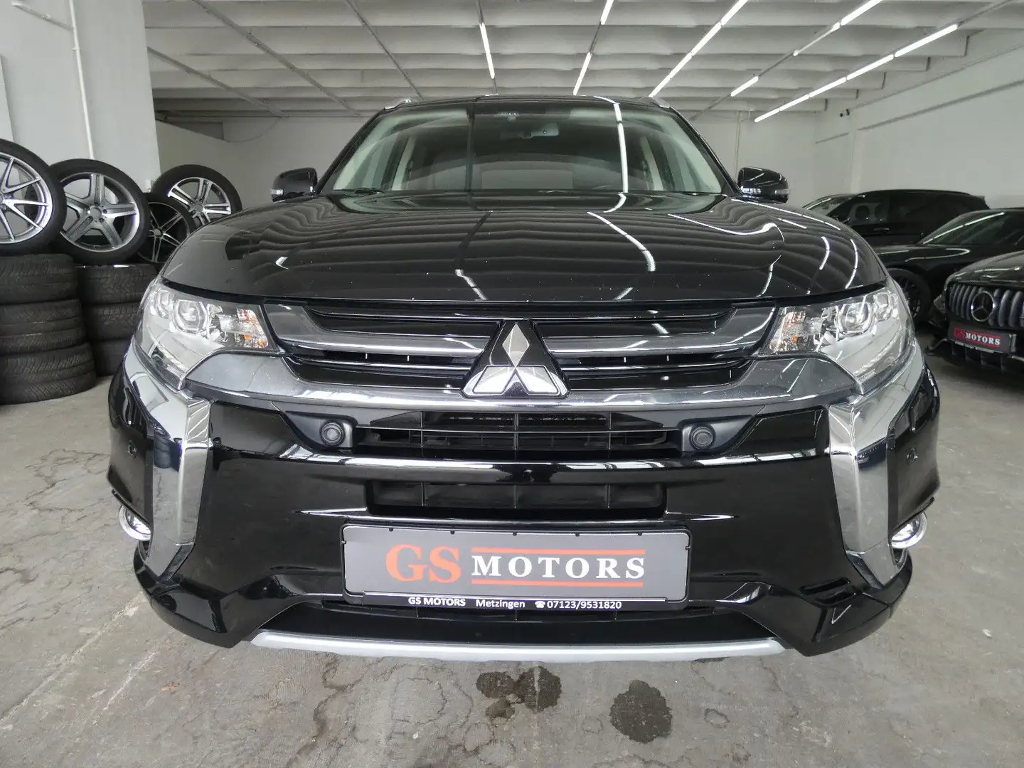 Mitsubishi Outlander 2.0 PHEV 4WD Top*LEDEWRE*NAVI*ACC* Noir - 2