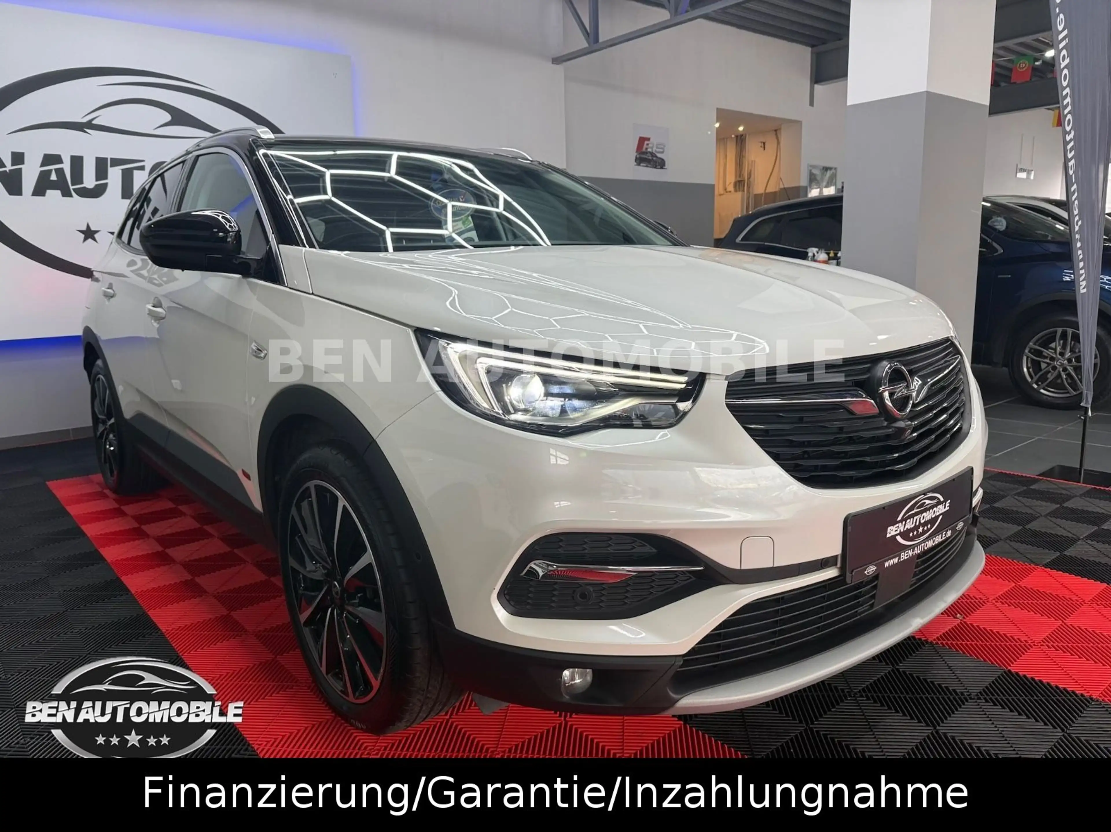 Opel Grandland X 1.6 Turbo Hybrid/Ultimate/1.HD