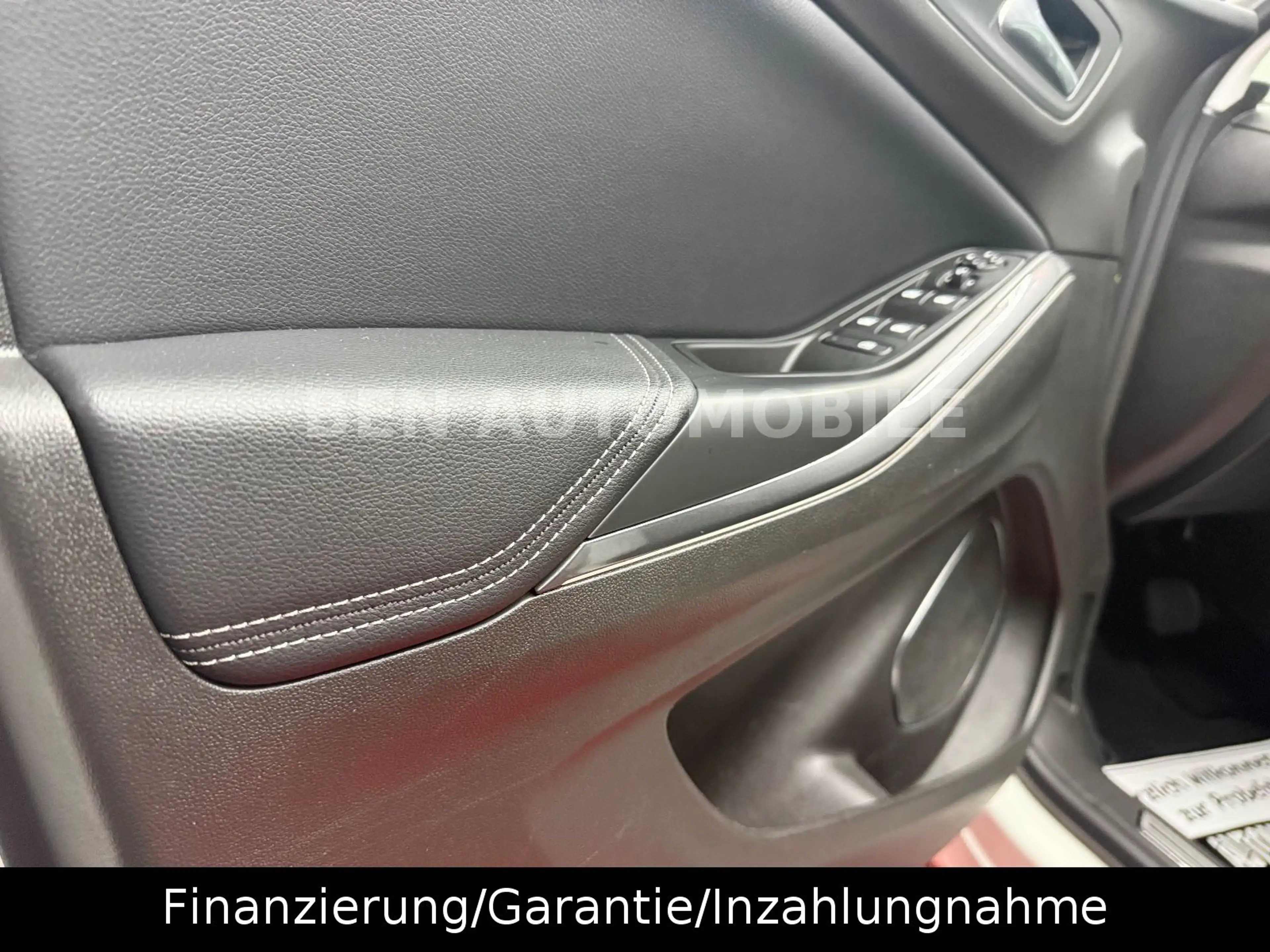 Opel Grandland X 1.6 Turbo Hybrid/Ultimate/1.HD — photo 10