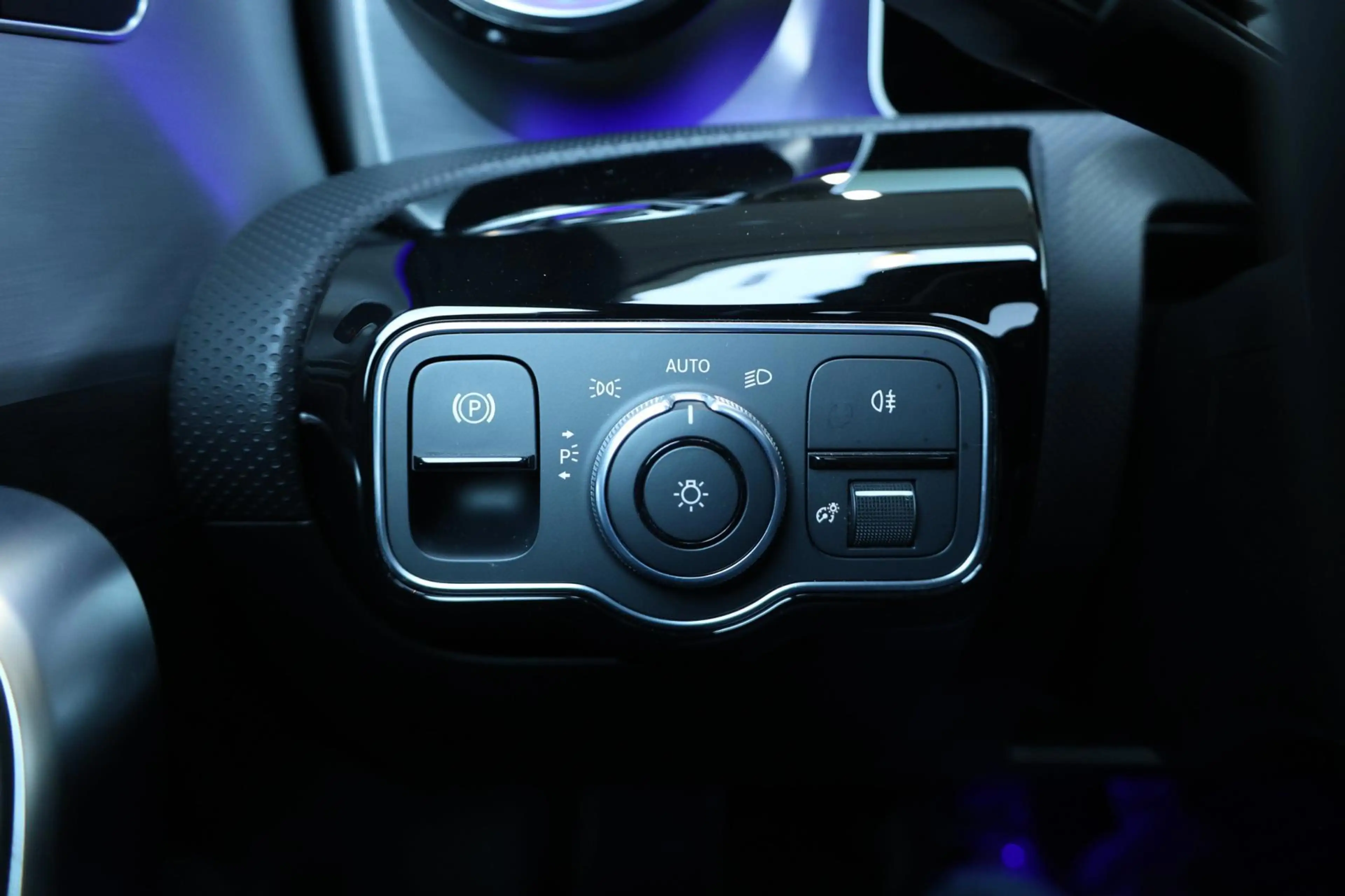 Mercedes-Benz A 45 AMG 4MATIC+ MULTIBEAM/VIRTUAL/SFEER/PANO/LEER+S.VERWAR — photo 23