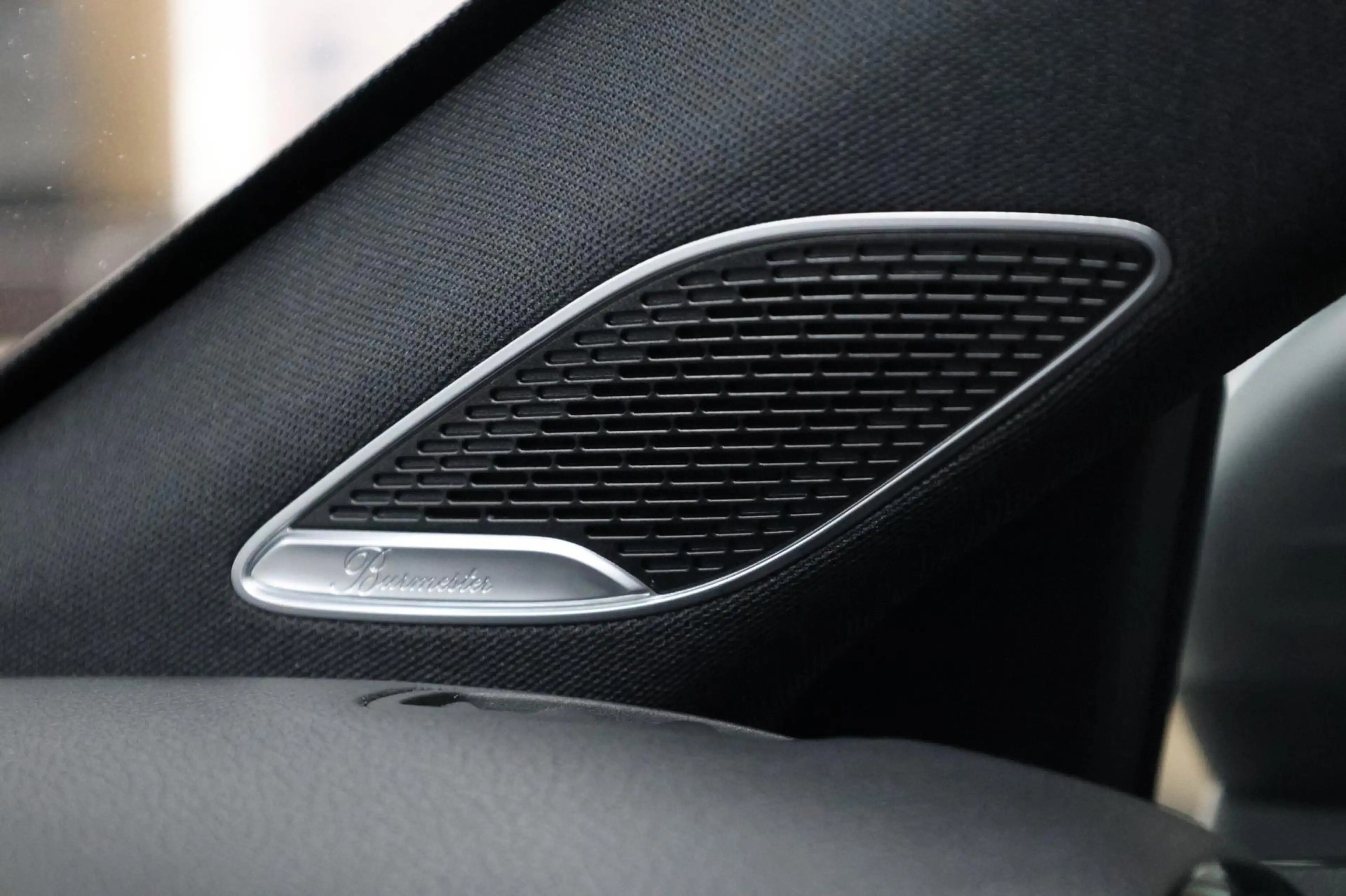 Mercedes-Benz A 45 AMG 4MATIC+ MULTIBEAM/VIRTUAL/SFEER/PANO/LEER+S.VERWAR — photo 24