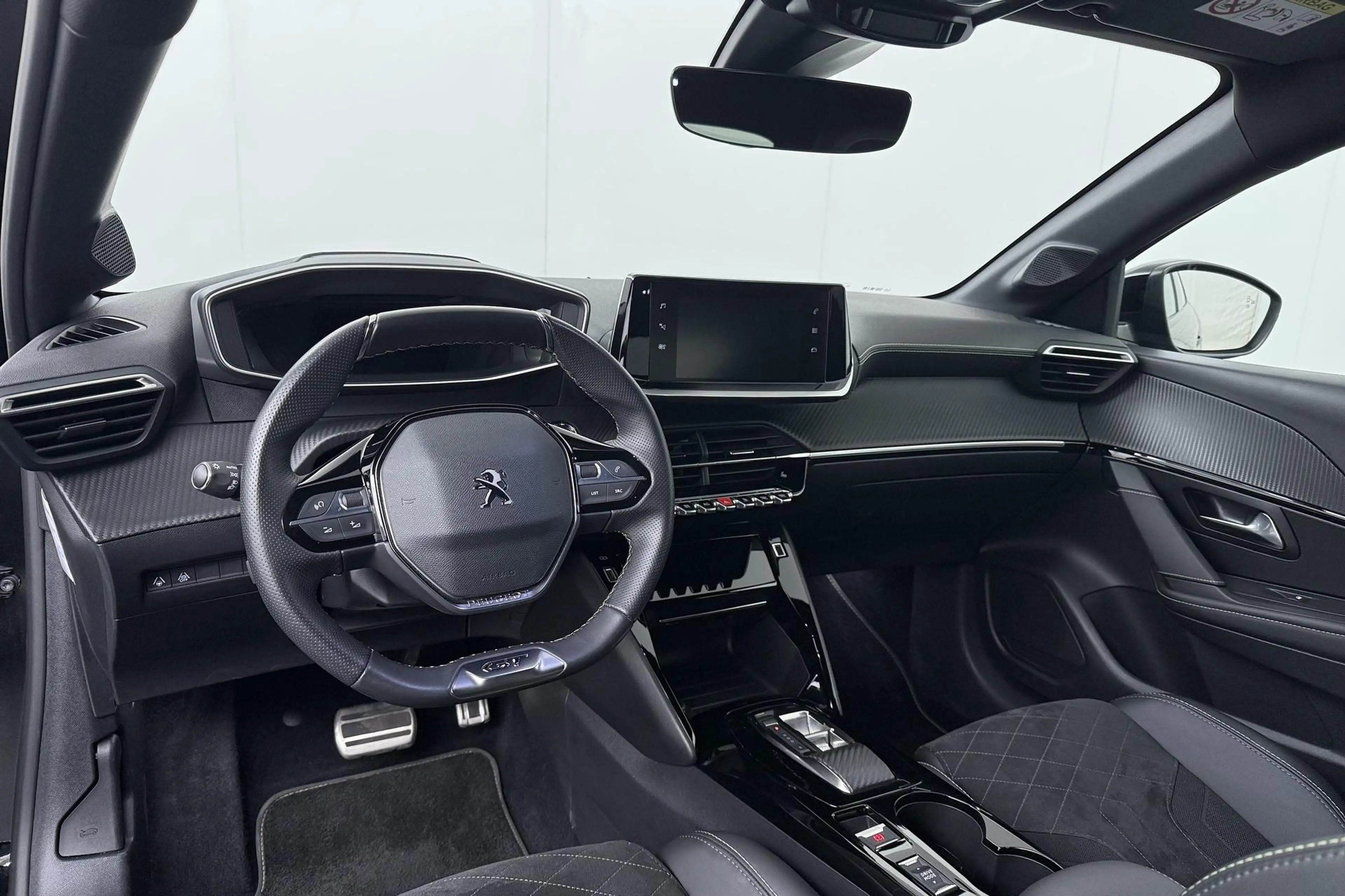 Peugeot e-208 EV GT Pack 50 kWh | SOH 99% | Stoelverwarming | Pa — photo 4