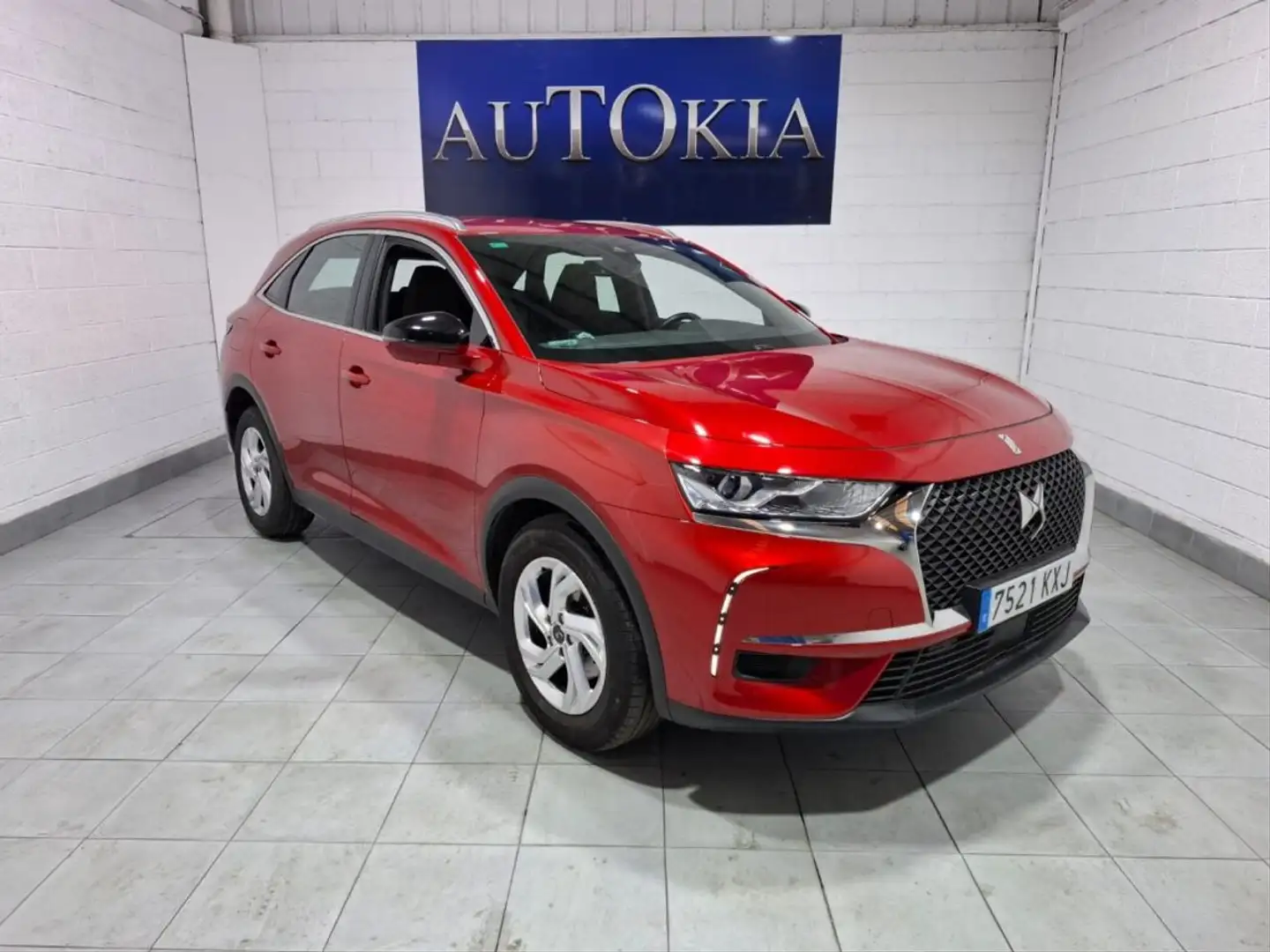 DS Automobiles DS 7 Crossback 1.5BlueHDi Be Chic Rood - 2
