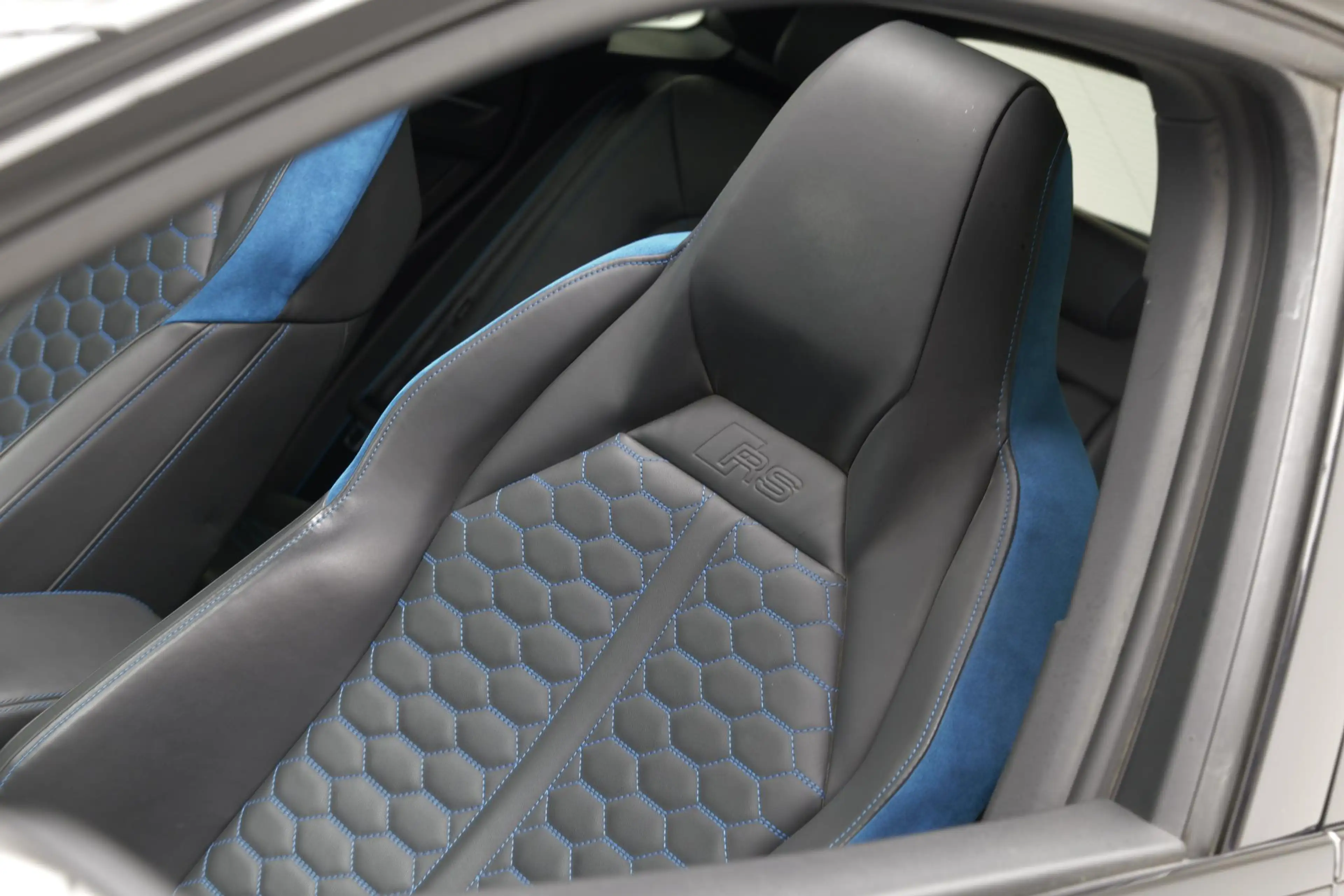 Audi RS Q3 RSQ3 Sportback 2.5 TFSI Quattro |Pano|Ceramic|Carb — photo 10