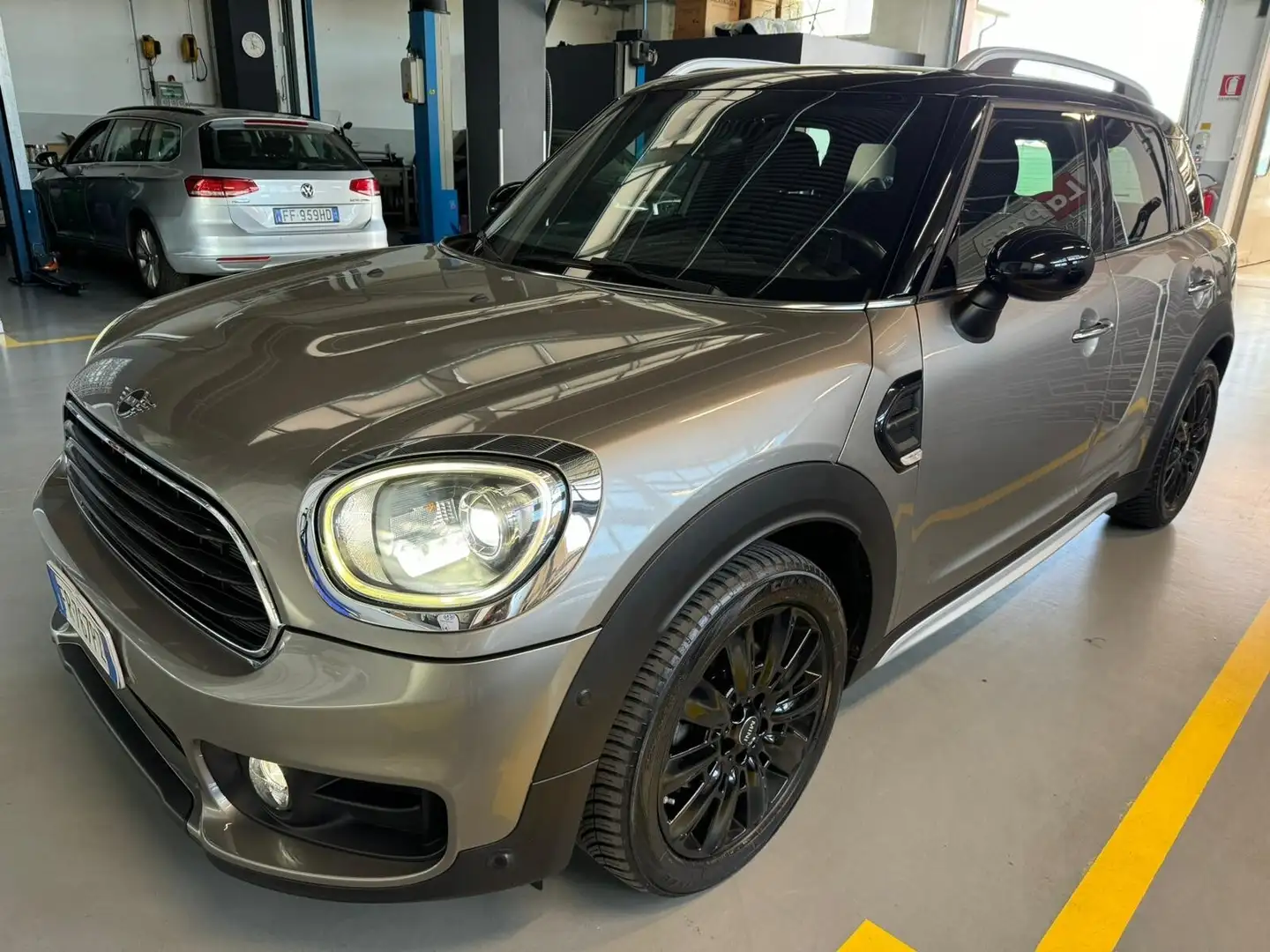 MINI Cooper Countryman Mini 1.5 Cooper Countryman Grigio - 1