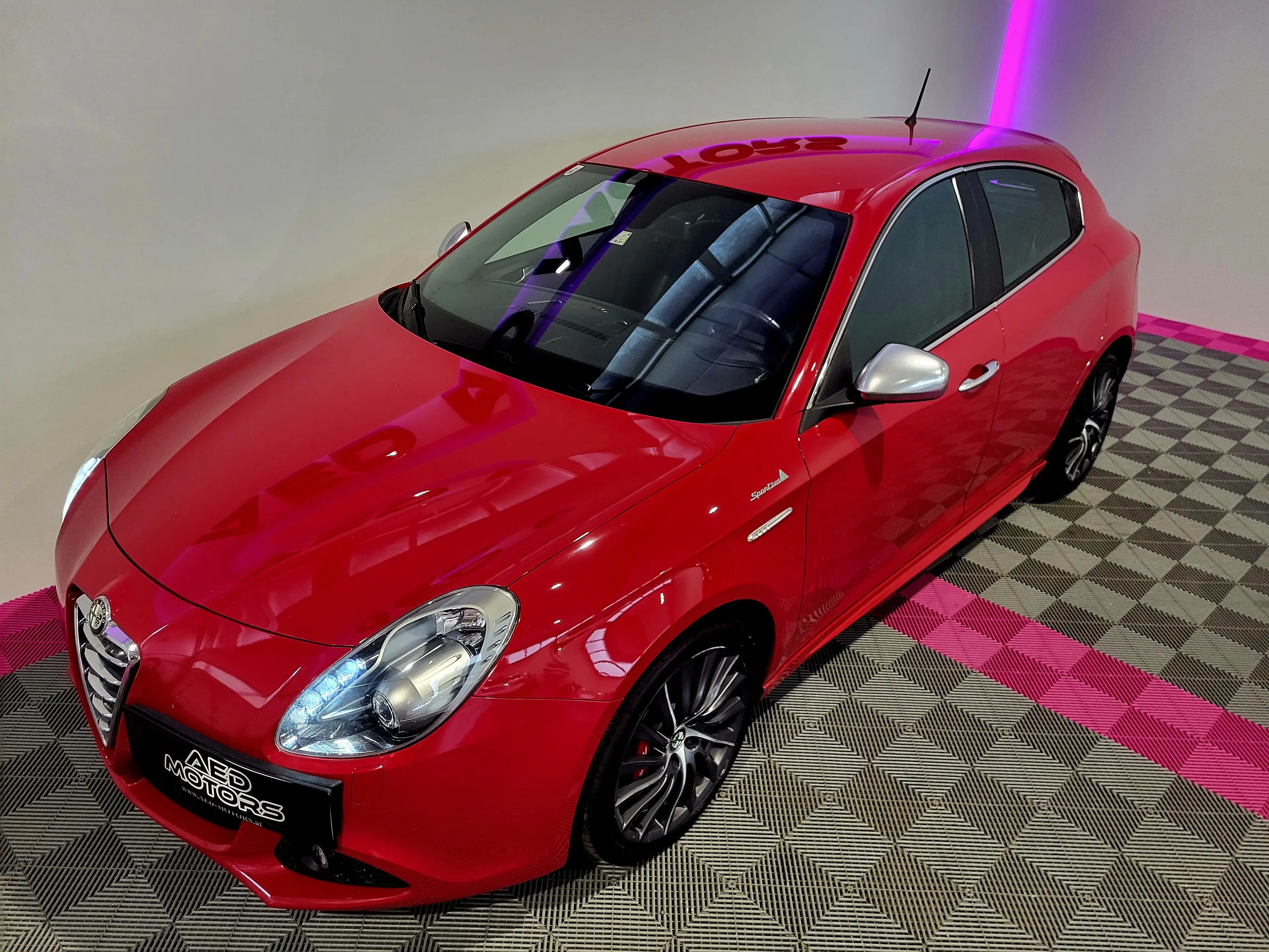 Alfa Romeo Giulietta Turismo — photo 8