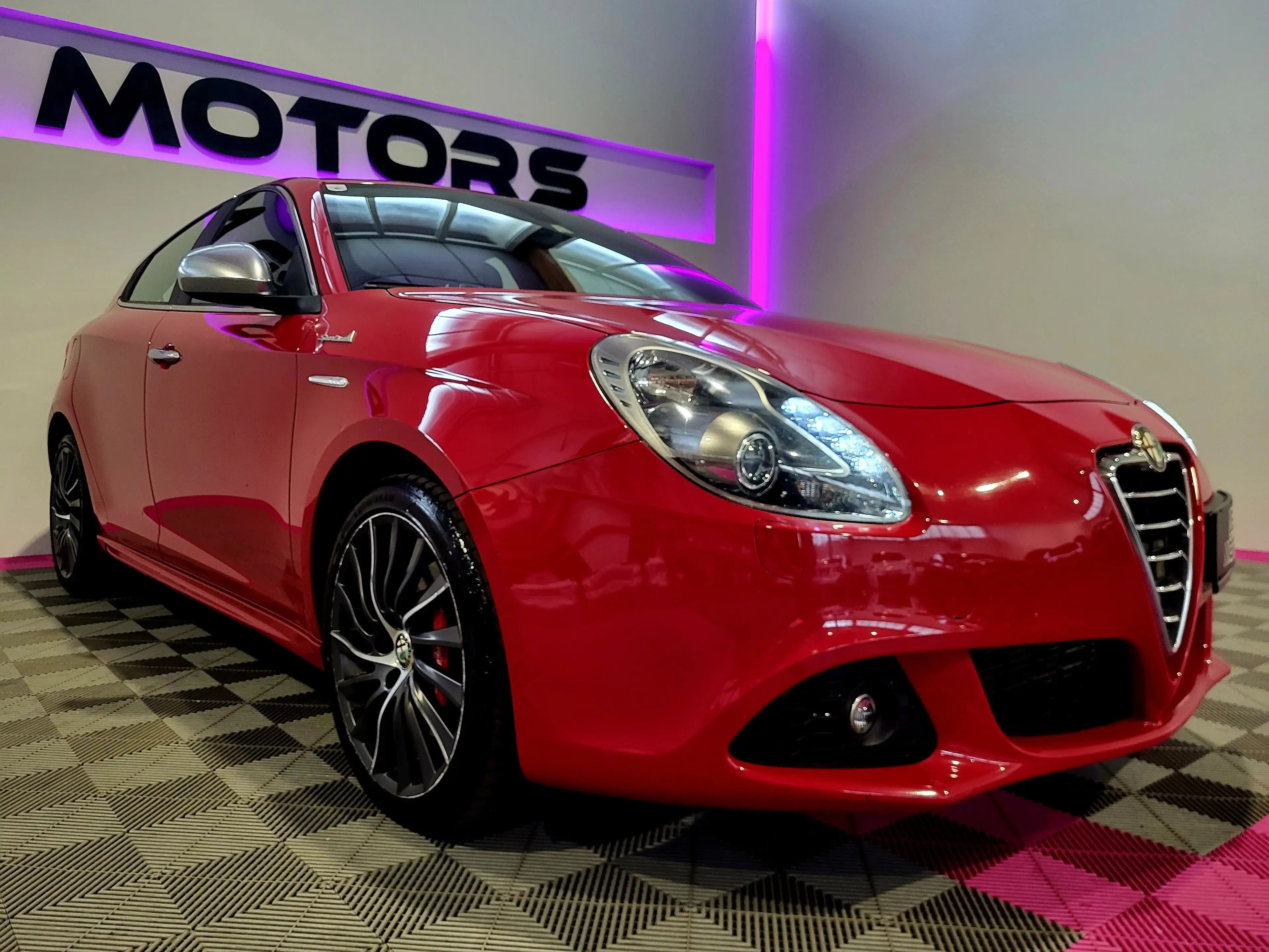 Alfa Romeo Giulietta Turismo — photo 4