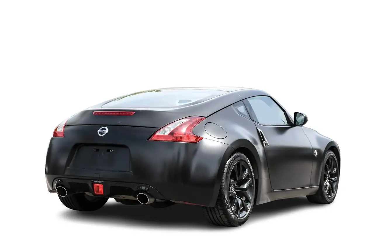 Nissan 370Z снимка Nissan 370Z