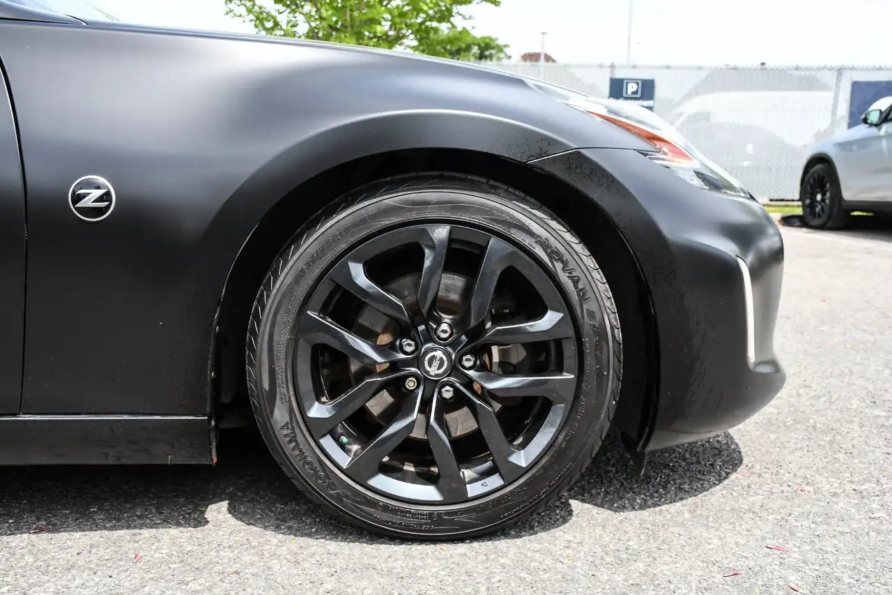 Nissan 370Z снимка Nissan 370Z