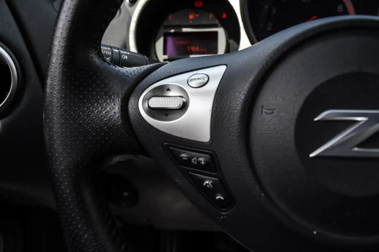 Nissan 370Z снимка Nissan 370Z