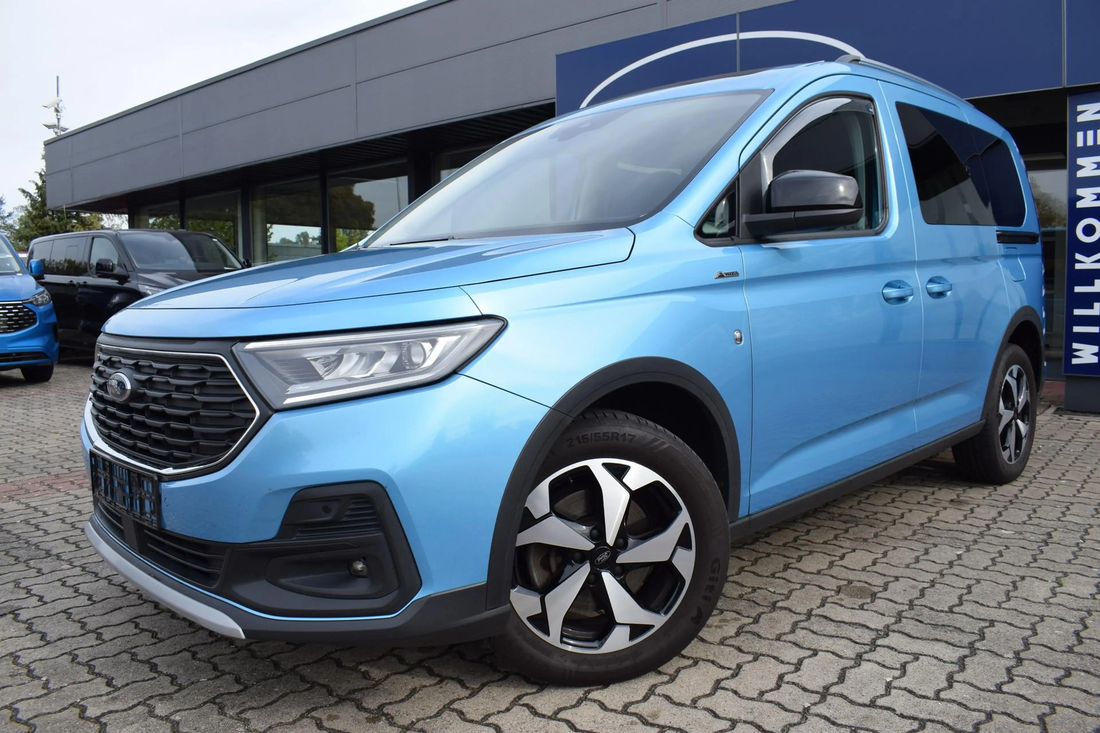Ford Tourneo Connect 2.0 Active LED AHK Kamera