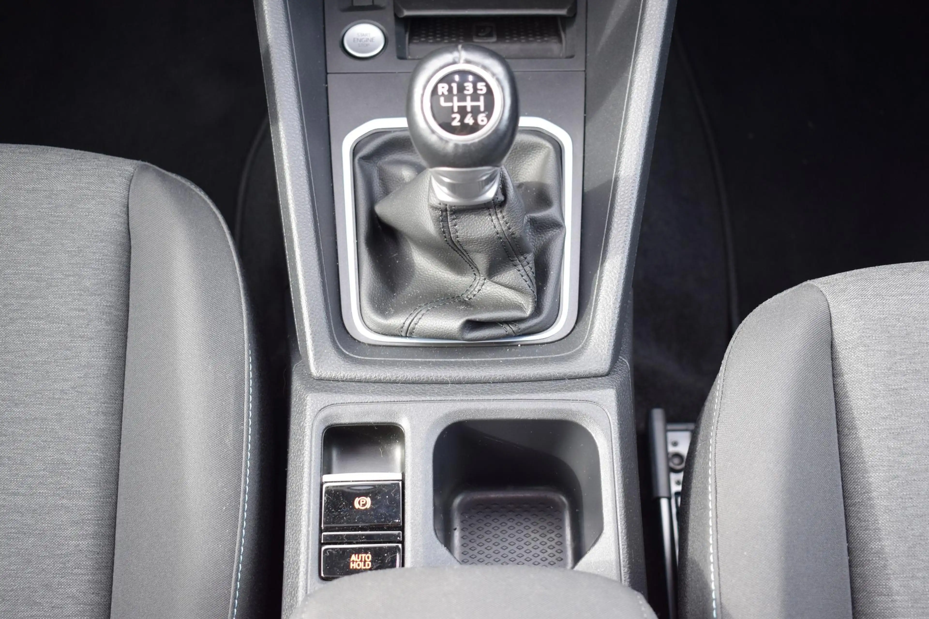 Ford Tourneo Connect 2.0 Active LED AHK Kamera — photo 14