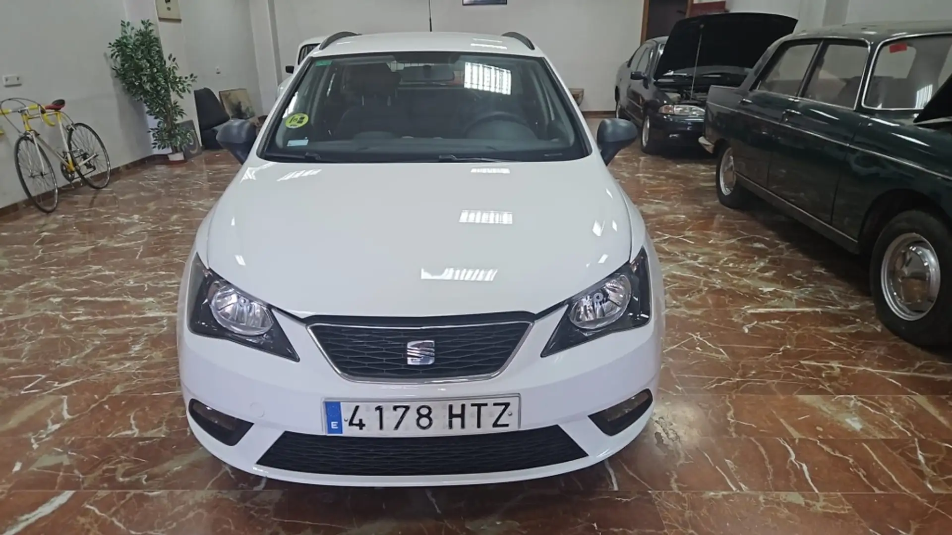 SEAT Ibiza ST 1.6TDI CR Style 90 Blanco - 1